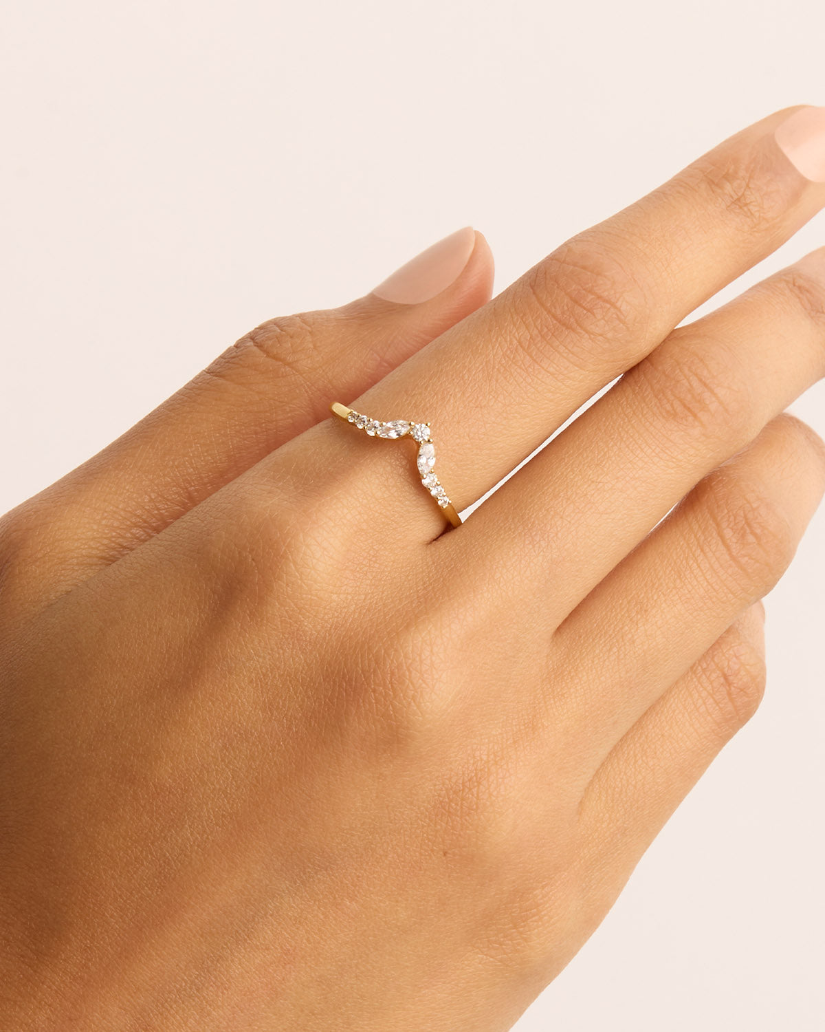 14K Solid Gold Petal Lab Grown Diamond Ring for Women - Dainty Floral Engagement Wedding Band - Perfect for Proposals, Anniversaries & Everyday Elegance