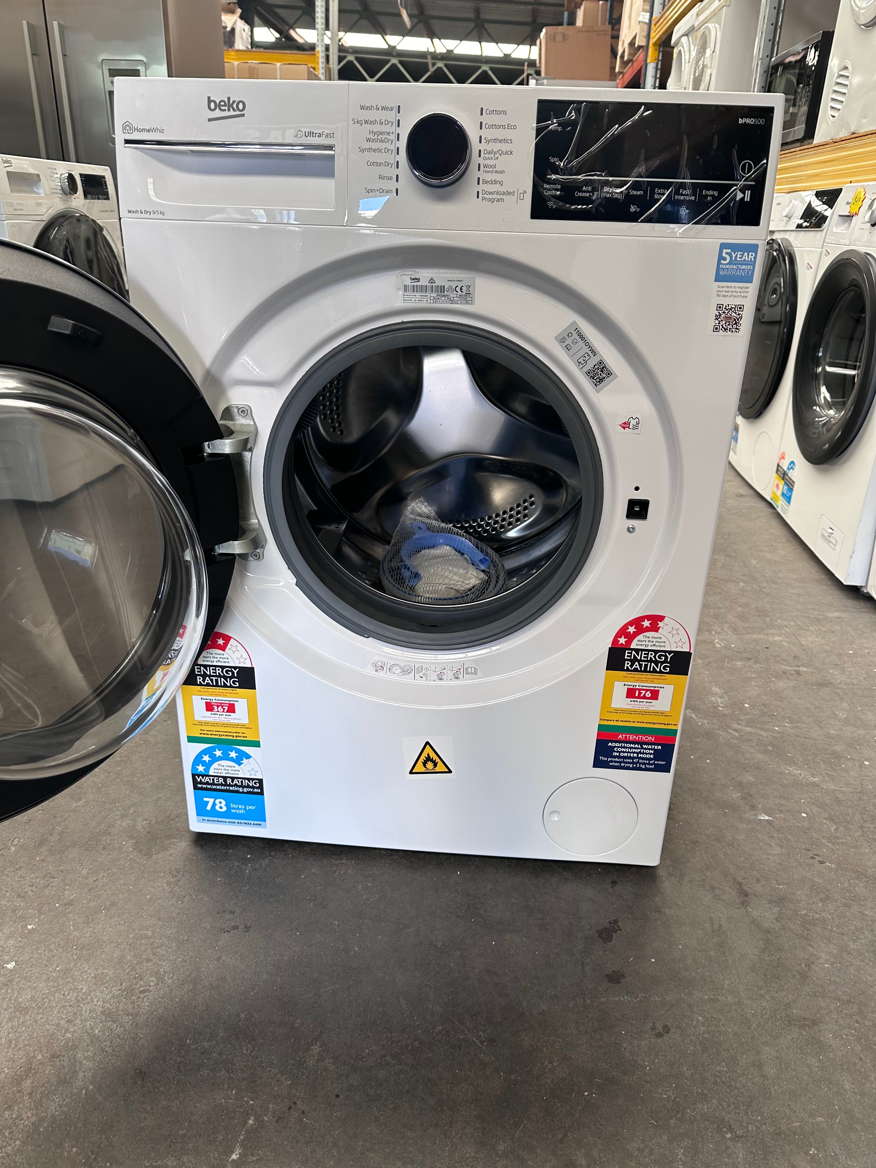 Beko BWDB9540W 9kg/5kg UltraFast Washer Dryer Combo with Heat Pump Technology - Energy Efficient Laundry Solution for Apartments & Small Homes (5 Year Warranty) - Perfect for Space-Saving Laundry Rooms & Compact Living Spaces