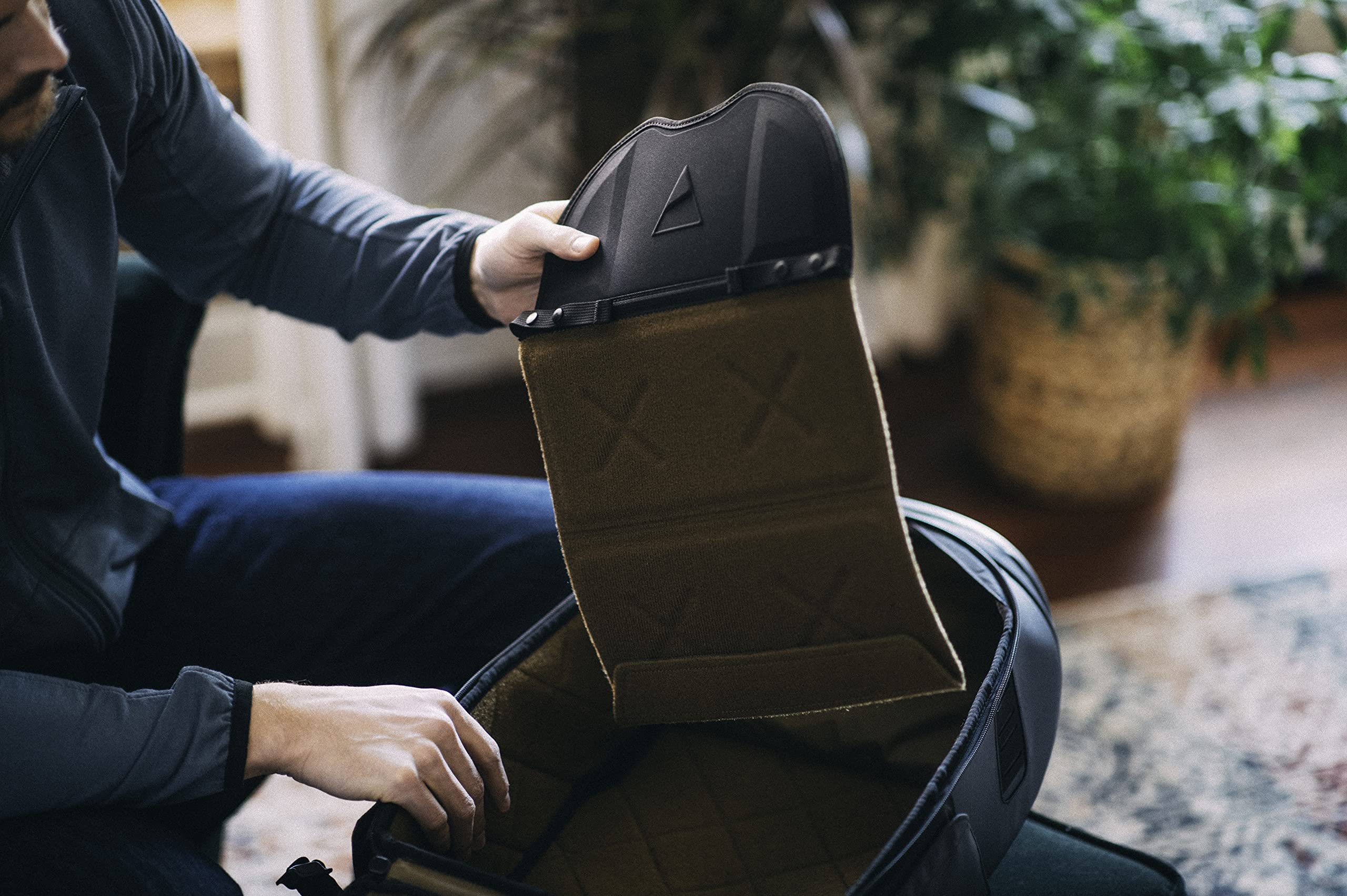 NOMATIC Peter Mckinnon 25L DSLR Camera Backpack - Waterproof Travel Photography Bag for Men & Women, Large Camera Case with Laptop Compartment | Perfect for Travel, Hiking & Urban Photography