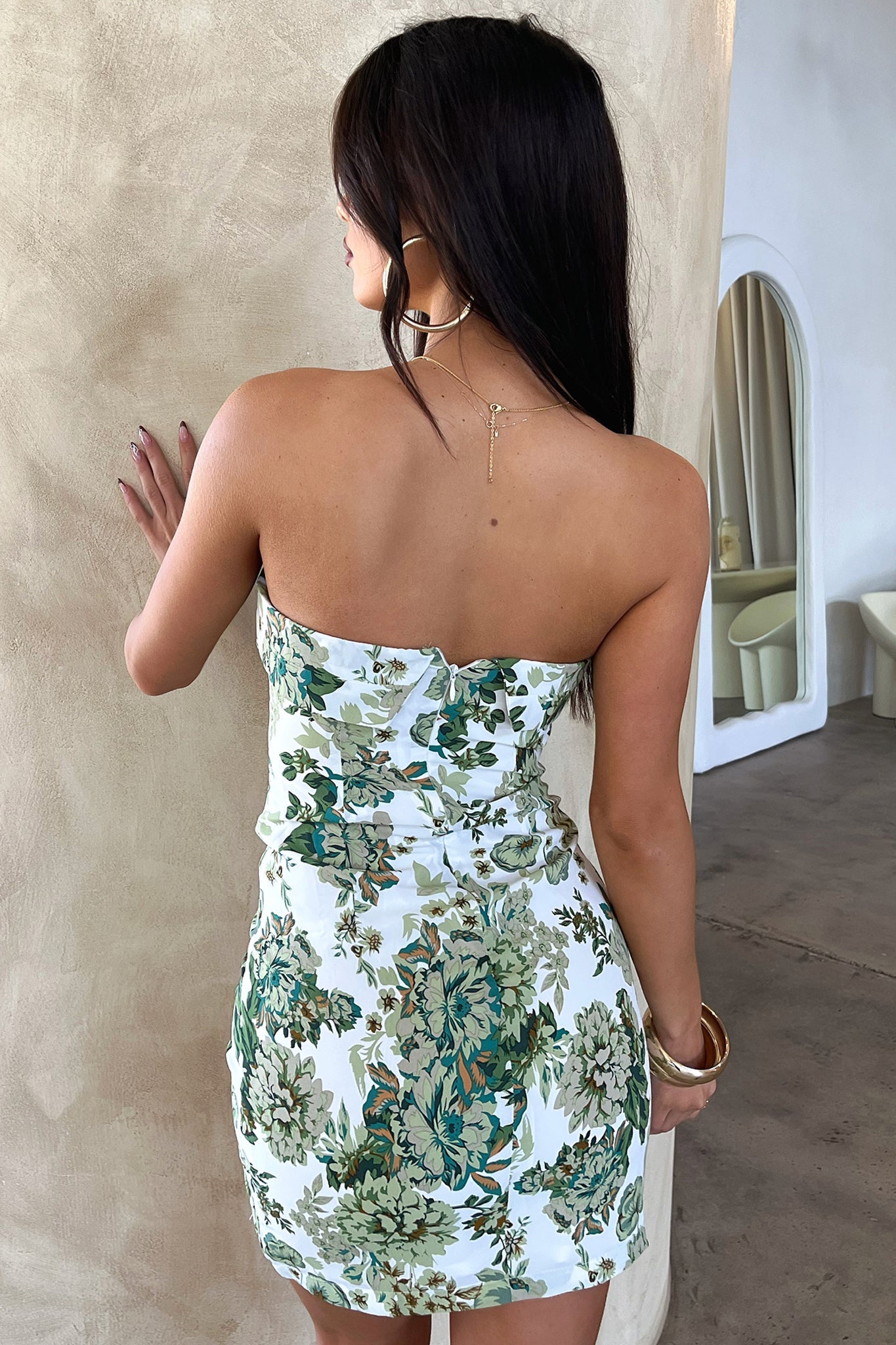 Green Floral Charms Dress - Elegant Women's Summer Dress for Casual Outings & Beach Vacations