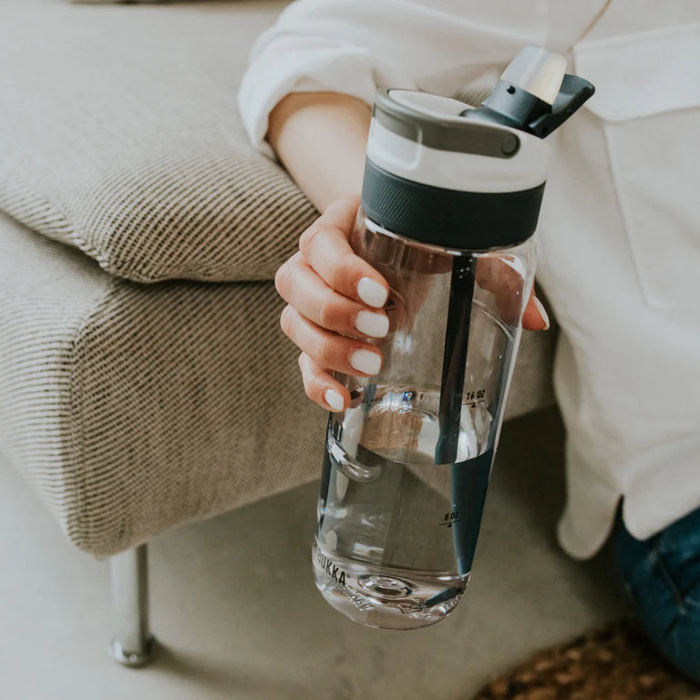 Lagoon 750ml Water Bottle - BPA Free, Leak Proof, Various Colors - Perfect for Gym, Hiking, Travel & Outdoor Activities
