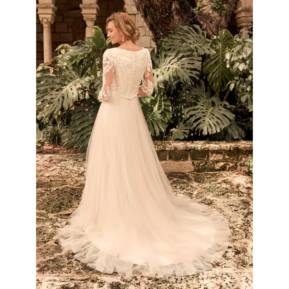 Carrie Leigh by Rebecca Ingram Sample Sale - Designer Wedding Dresses & Bridal Gowns for Special Occasions | Perfect for Bridal Showers, Weddings, and Formal Events