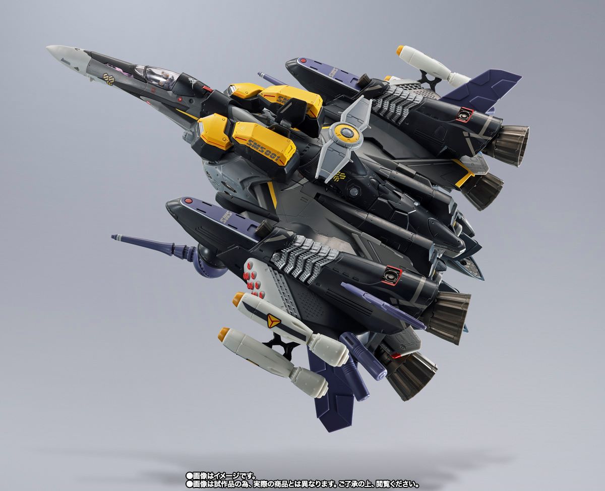 Bandai DX Chogokin Macross Frontier VF-25S Armored Messiah Valkyrie Ozma Lee Custom Revival Ver. Action Figure - Collectible Anime Robot Toy for Display & Play