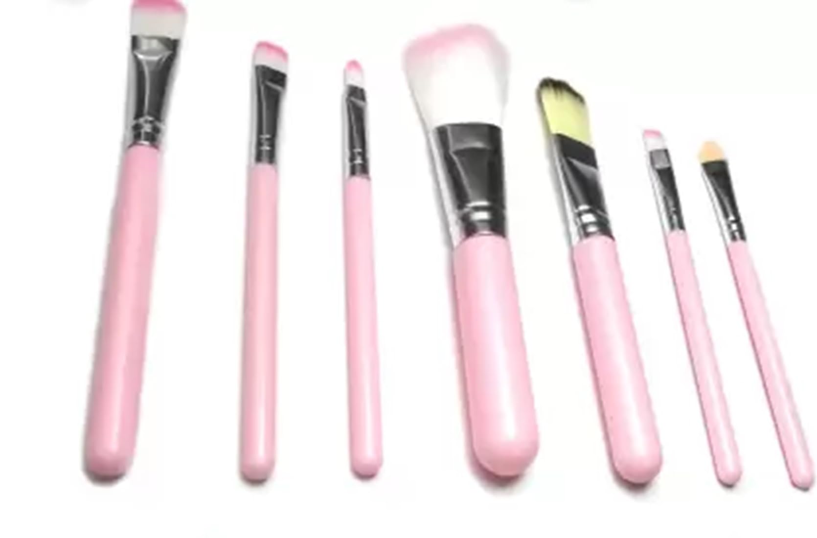 Premium Hello Kitty Makeup Brush Set of 7 with Mini Travel Case - Soft Synthetic Bristles for Foundation, Blush & Eyeshadow - Perfect Gift for Makeup Lovers & Kawaii Fans (Home Use, Travel, Cosplay)