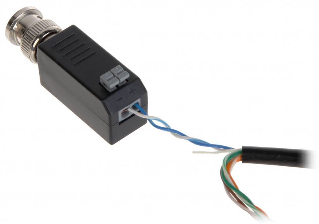 DS-1H18S-E Passive Video Balun Set (2-Pack) - High-Quality CCTV BNC to UTP Converter for Long-Distance Security Camera Transmission