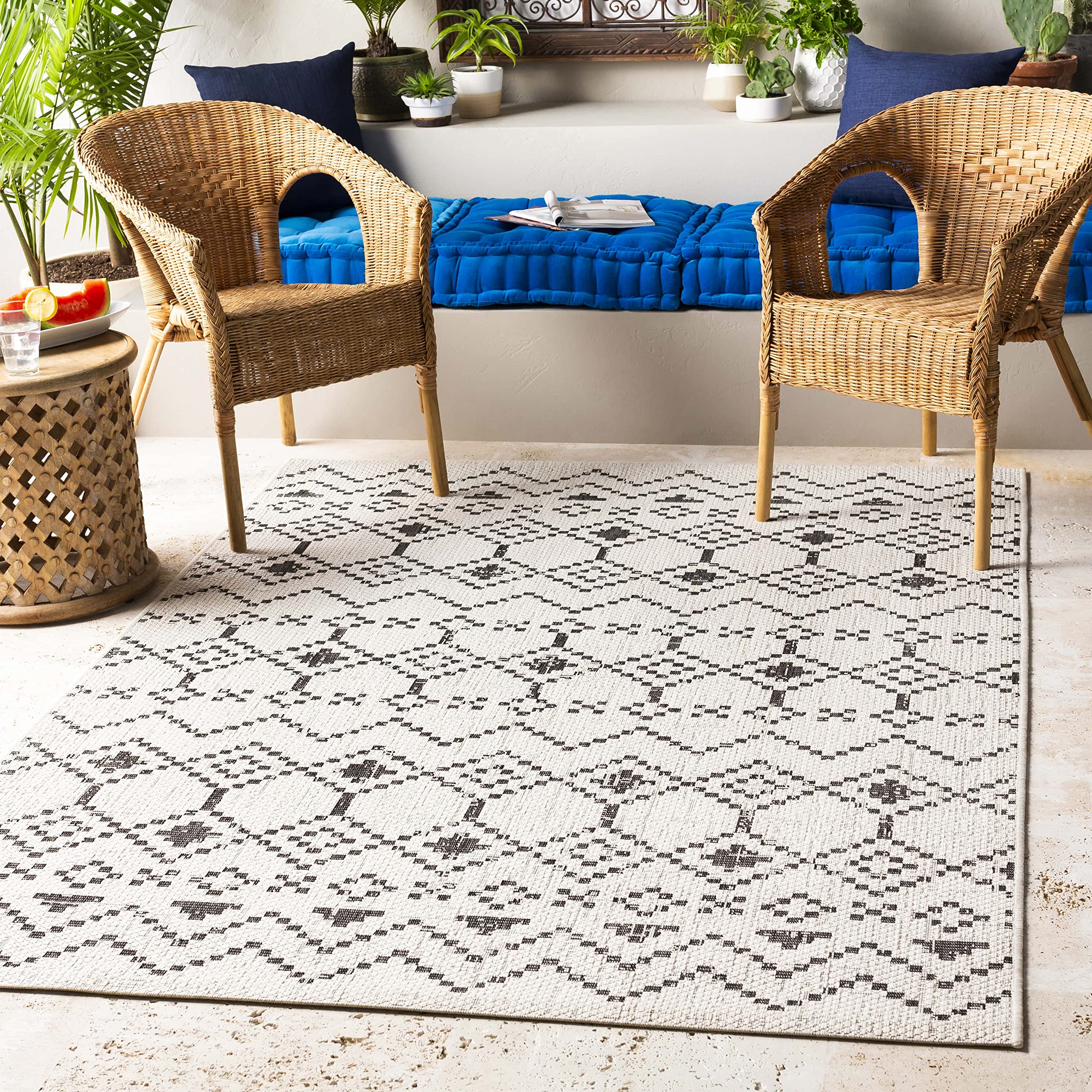 Mark&Day 5x7 Bohemian Area Rug - Indoor/Outdoor White Carpet for Living Room, Bedroom, Kitchen - Meppel Global Design - Perfect for Home Decor, Patio & Dorm (5'3