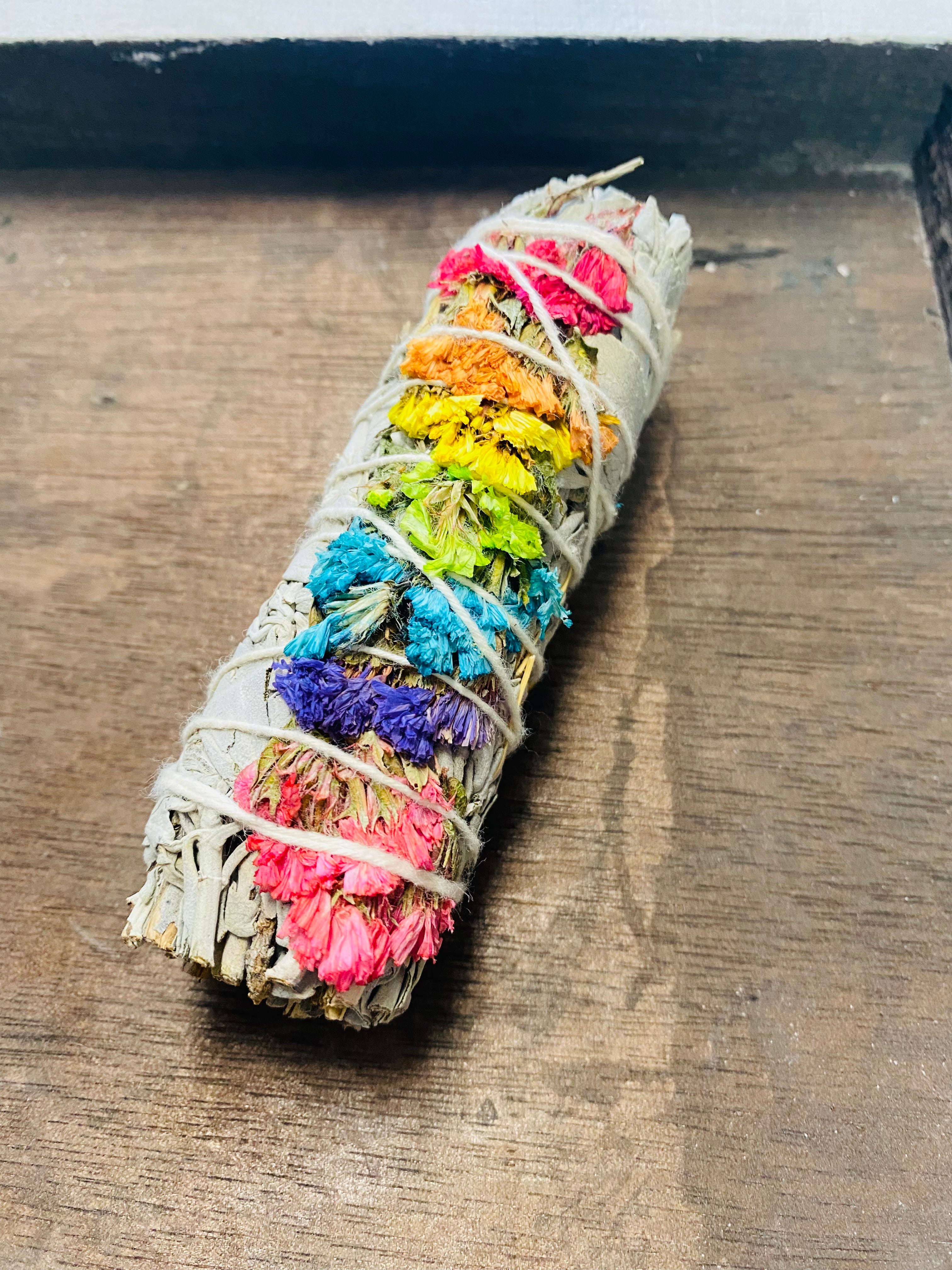 Premium Rainbow Sage Stick for Cleansing & Smudging - Natural White Sage Bundle for Spiritual Healing, Meditation & Home Purification