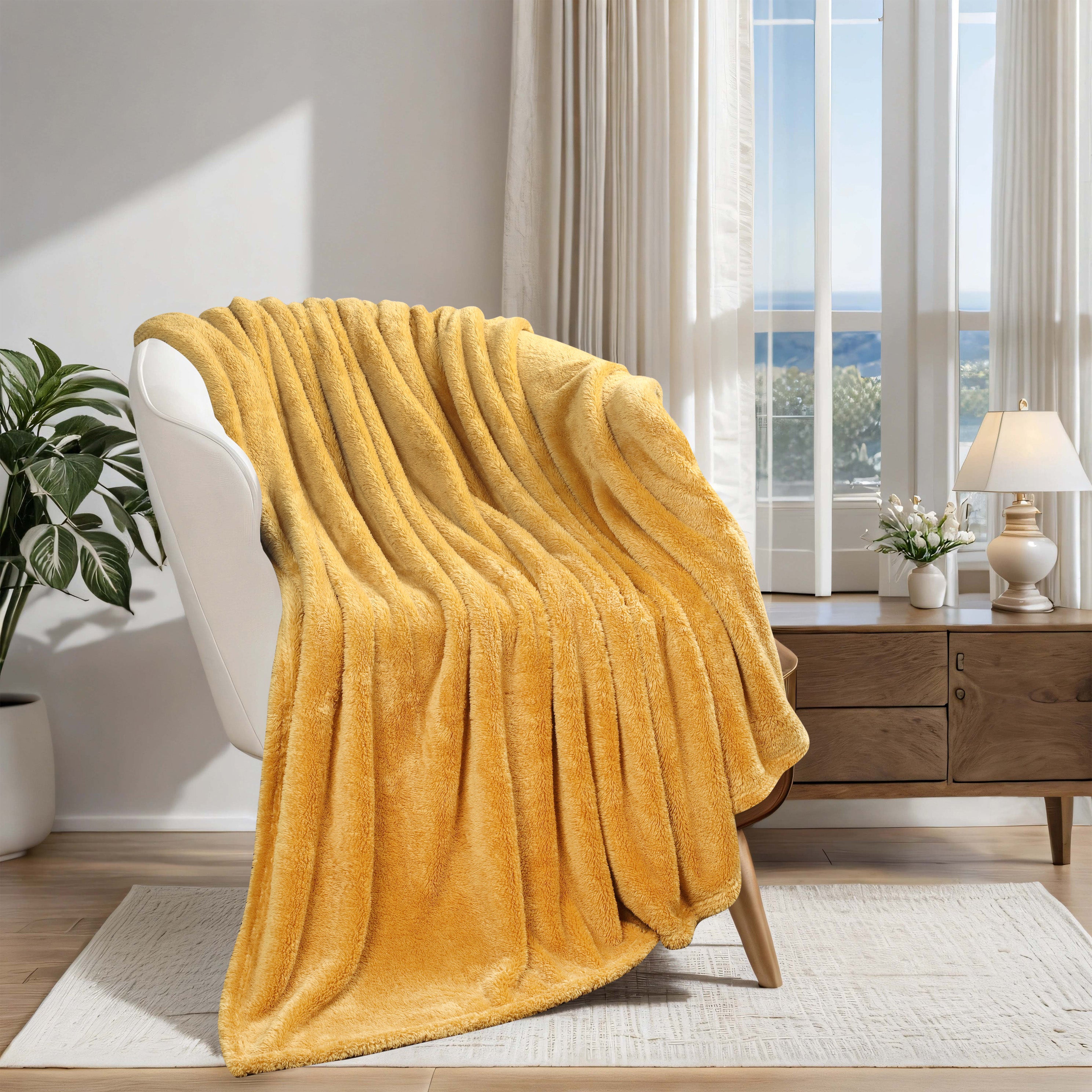 Classic Solid Fleece Plush Medium Weight Fluffy Soft Blanket - Cozy & Warm for Bed, Sofa, Travel & Gifts | Ultra-Soft Throw Blanket for All Seasons