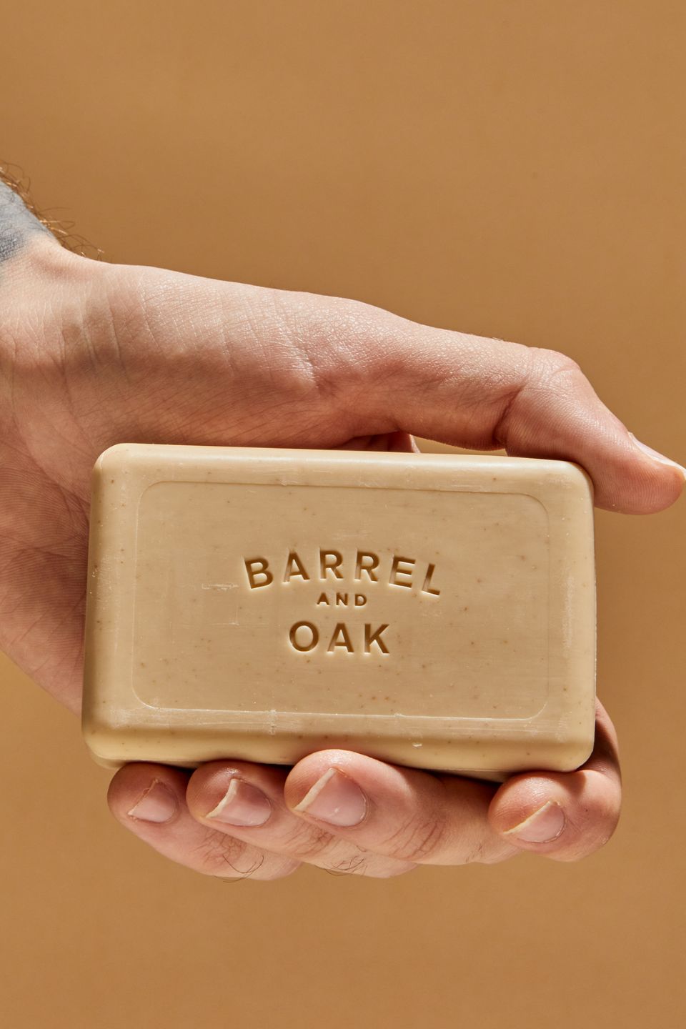 Exfoliating Bar Soap with Spiced Sandalwood Scent - 170g Natural Skincare for Men & Women - Perfect for Body Exfoliation & Aromatherapy in Shower or Bath