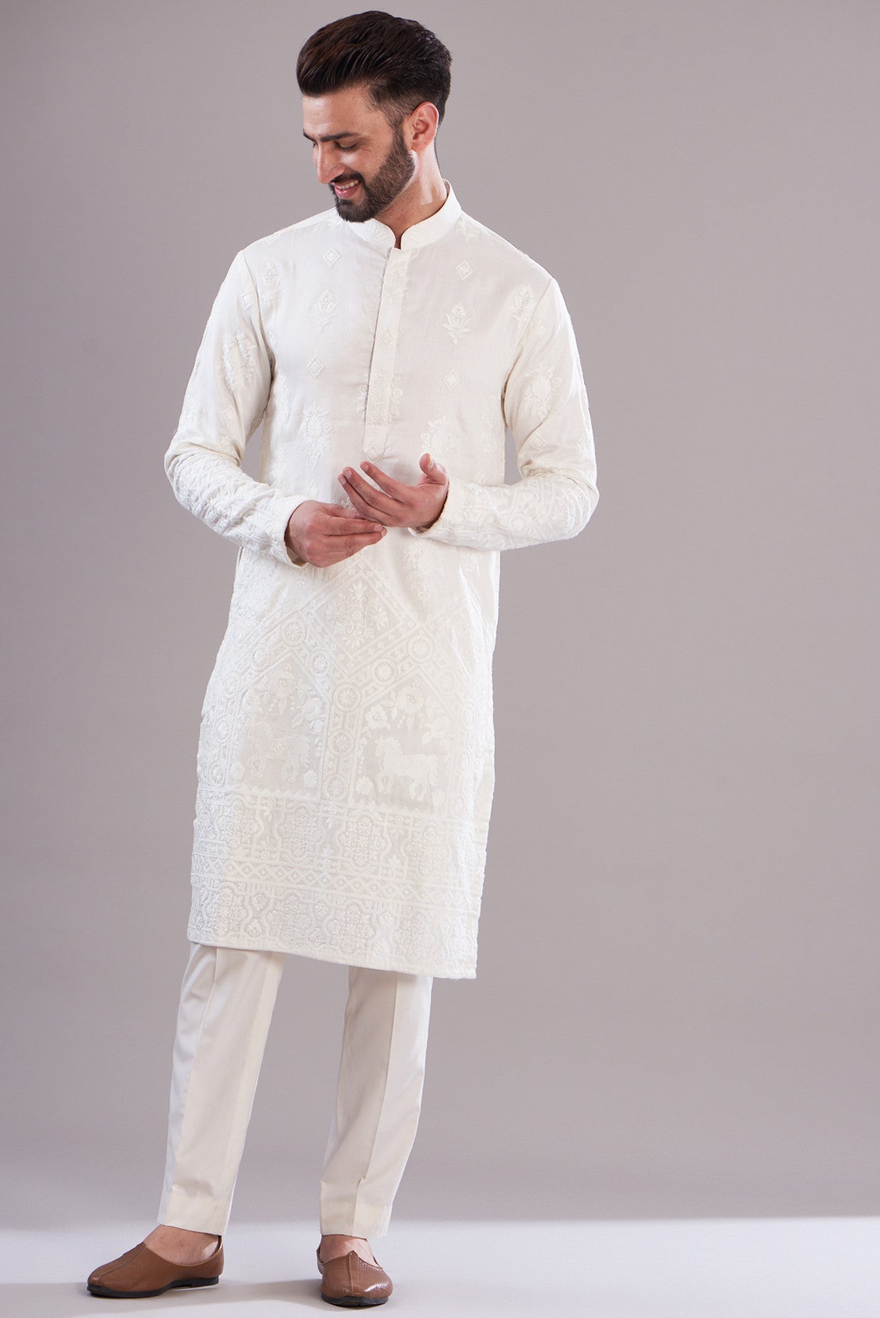 Elegant Ivory Embroidered Kurta for Women | Traditional Indian Threadwork Tunic | Perfect for Festivals, Weddings & Casual Wear