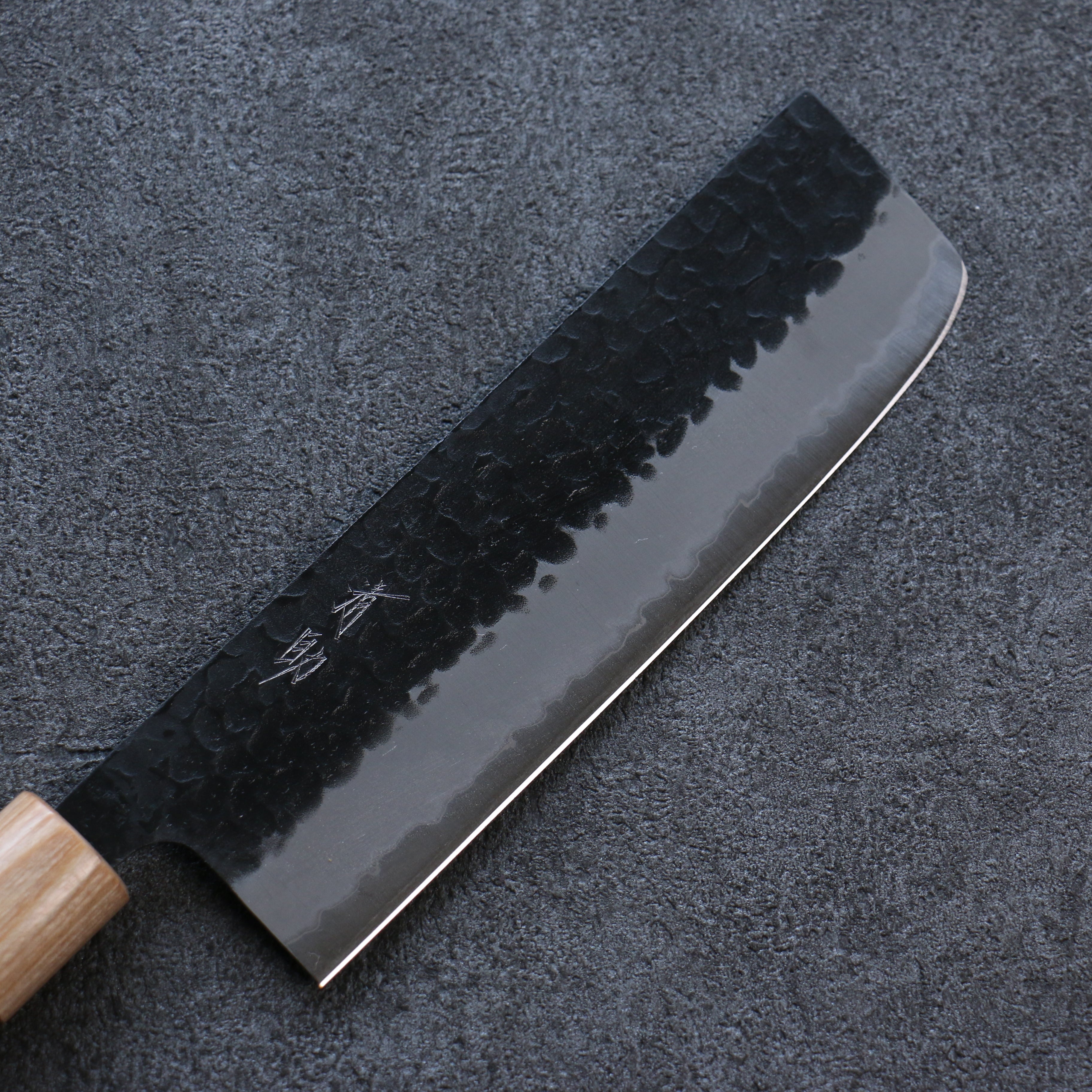 Premium Seisuke Shitan Blue Super Hammered Kurouchi Nakiri Knife 165mm - Japanese High Carbon Steel Kitchen Knife with Ebony Handle - Perfect for Slicing Vegetables, Herbs & Sushi Preparation