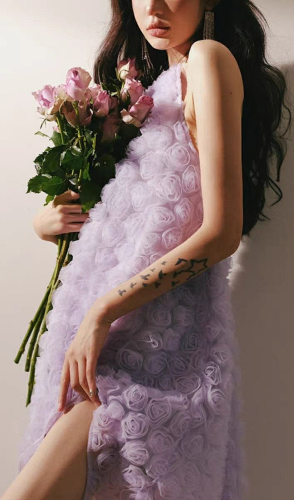 Elegant 3D Purple Rose Halter Neck Backless Midi Dress for Women - Perfect for Summer Parties, Weddings, and Special Occasions