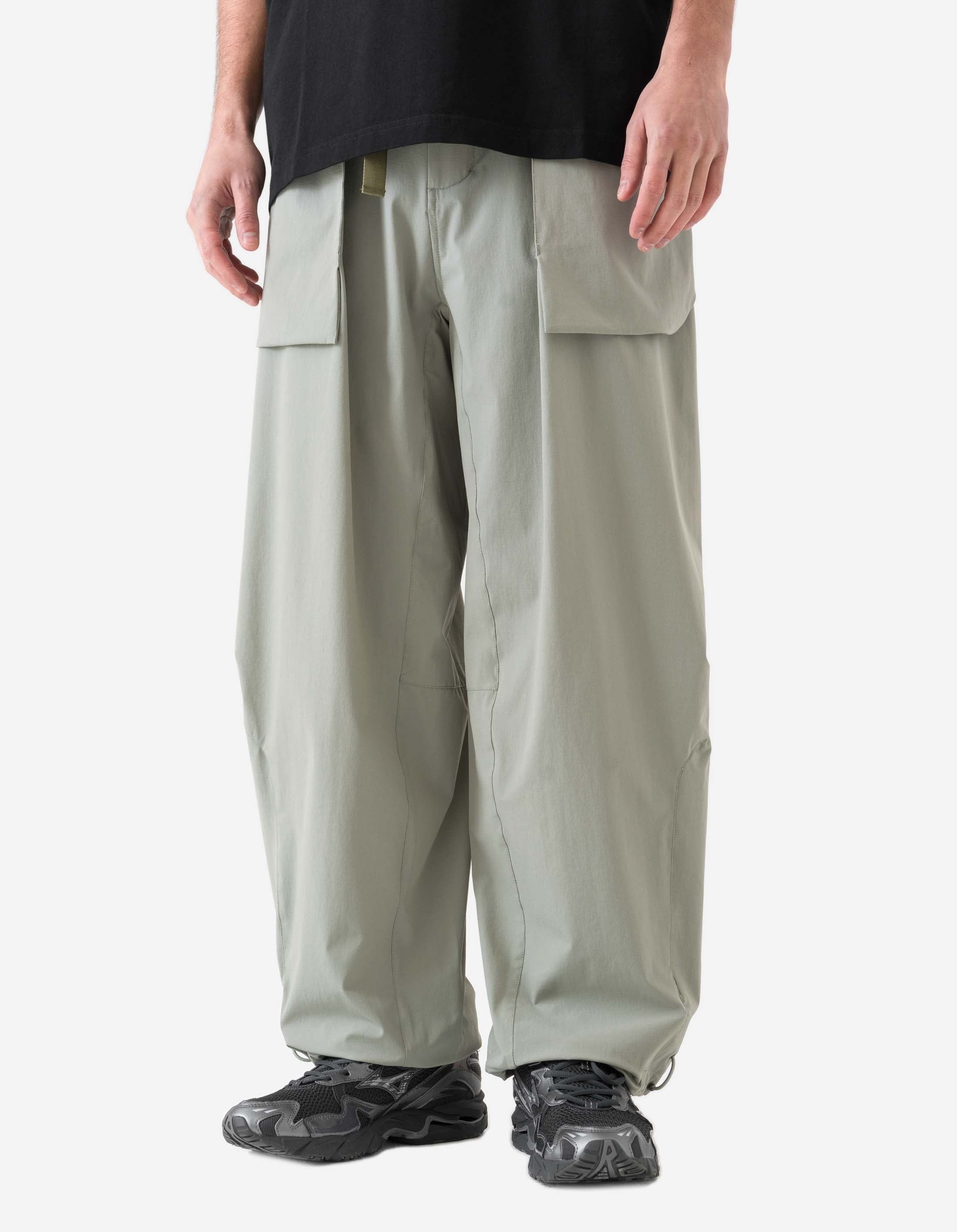 Eco-Friendly 6041 Recycled Pleated Track Pants in Sage Green - Sustainable Activewear for Yoga, Running & Lounge Wear