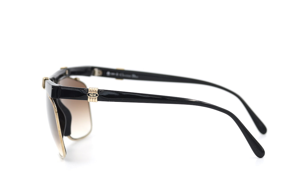 Christian Dior 2555 Sunglasses 90 - Luxury Designer Shades for Women & Men - UV Protection & Fashion Statement - Perfect for Beach, Driving & Outdoor Activities