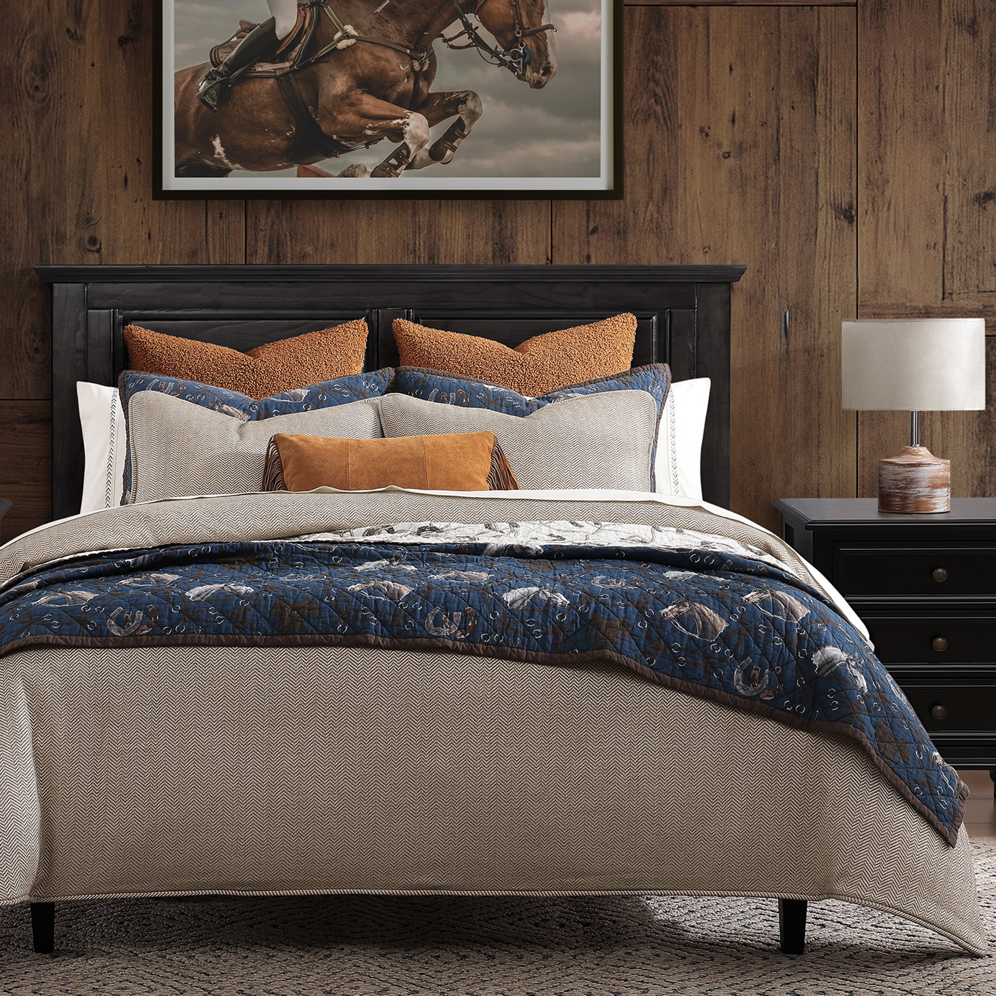 Saratoga Reversible Quilt Set - Soft & Comfortable Bedding for All Seasons - Perfect for Master Bedroom, Guest Room, and Dorm Decor