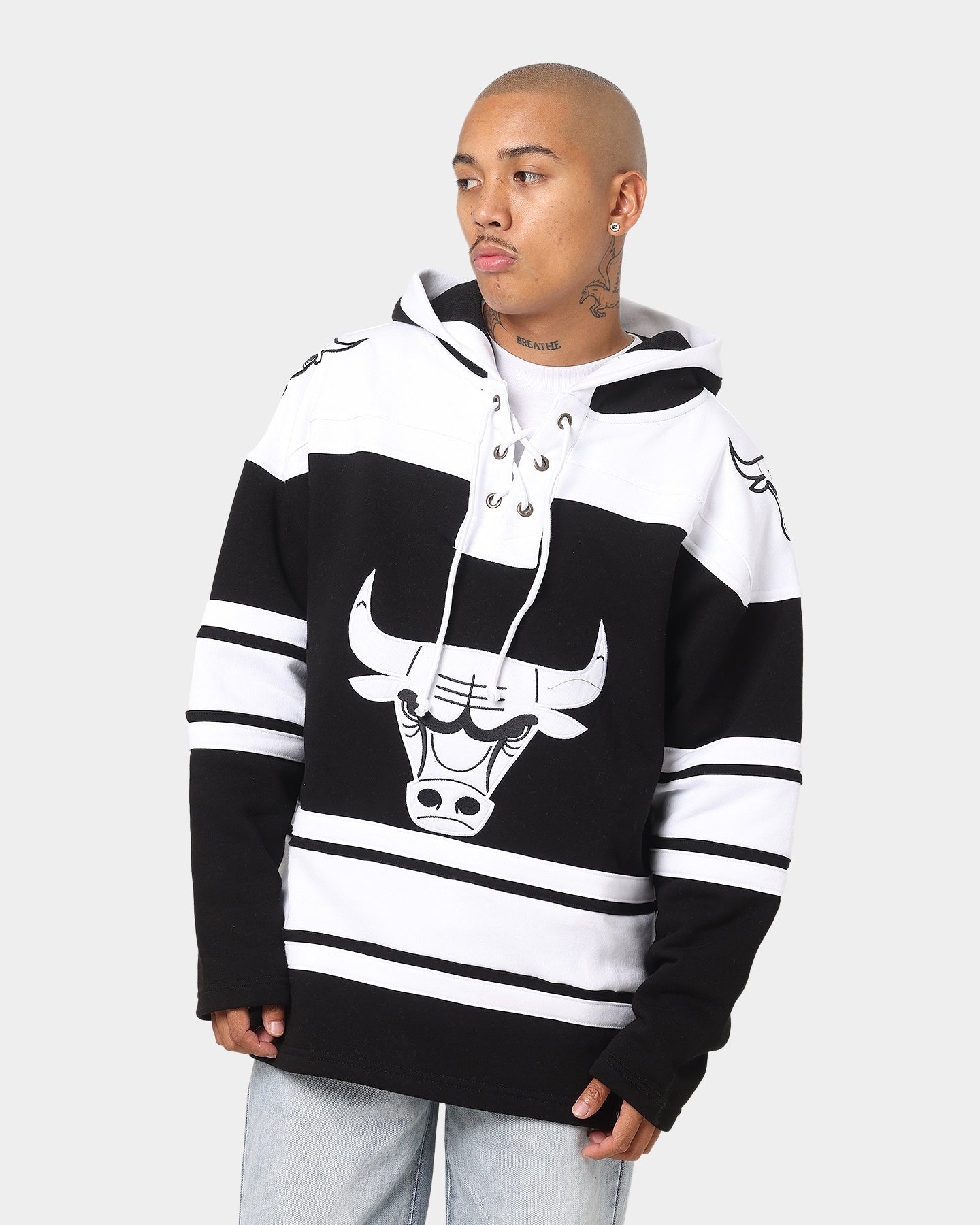 Chicago Bulls NBA '47 Superior Lacer Hoodie - Jet Black - Men's Basketball Fan Apparel for Game Day & Casual Wear