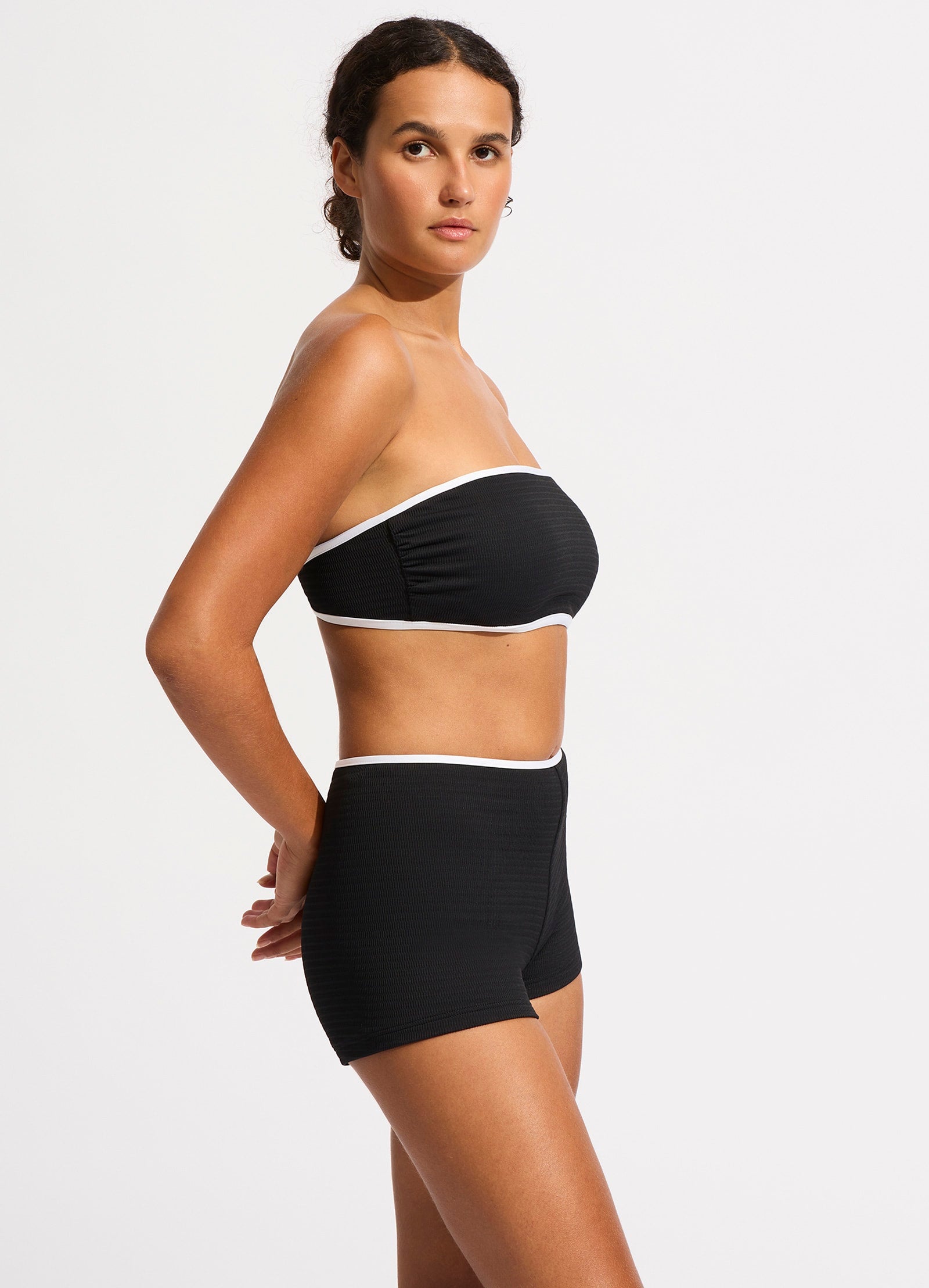 Beach Bound DD Tank Bikini Top - Black | High Support Swimwear for Women | Perfect for Beach Vacations & Pool Parties