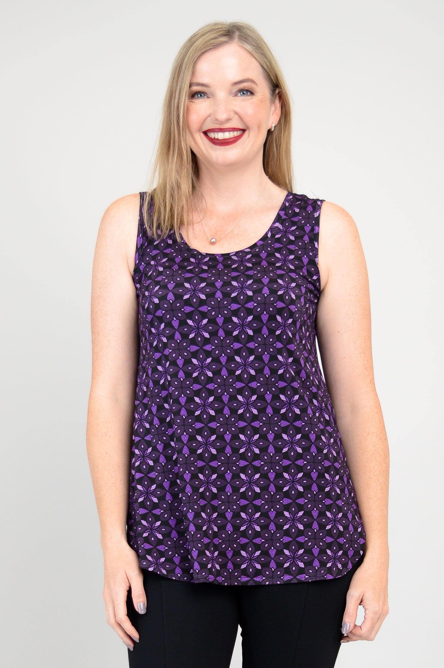 Stylish Jazz Tank Top with Geo Flower Print - Soft Bamboo Fabric - Perfect for Summer Outfits & Casual Wear