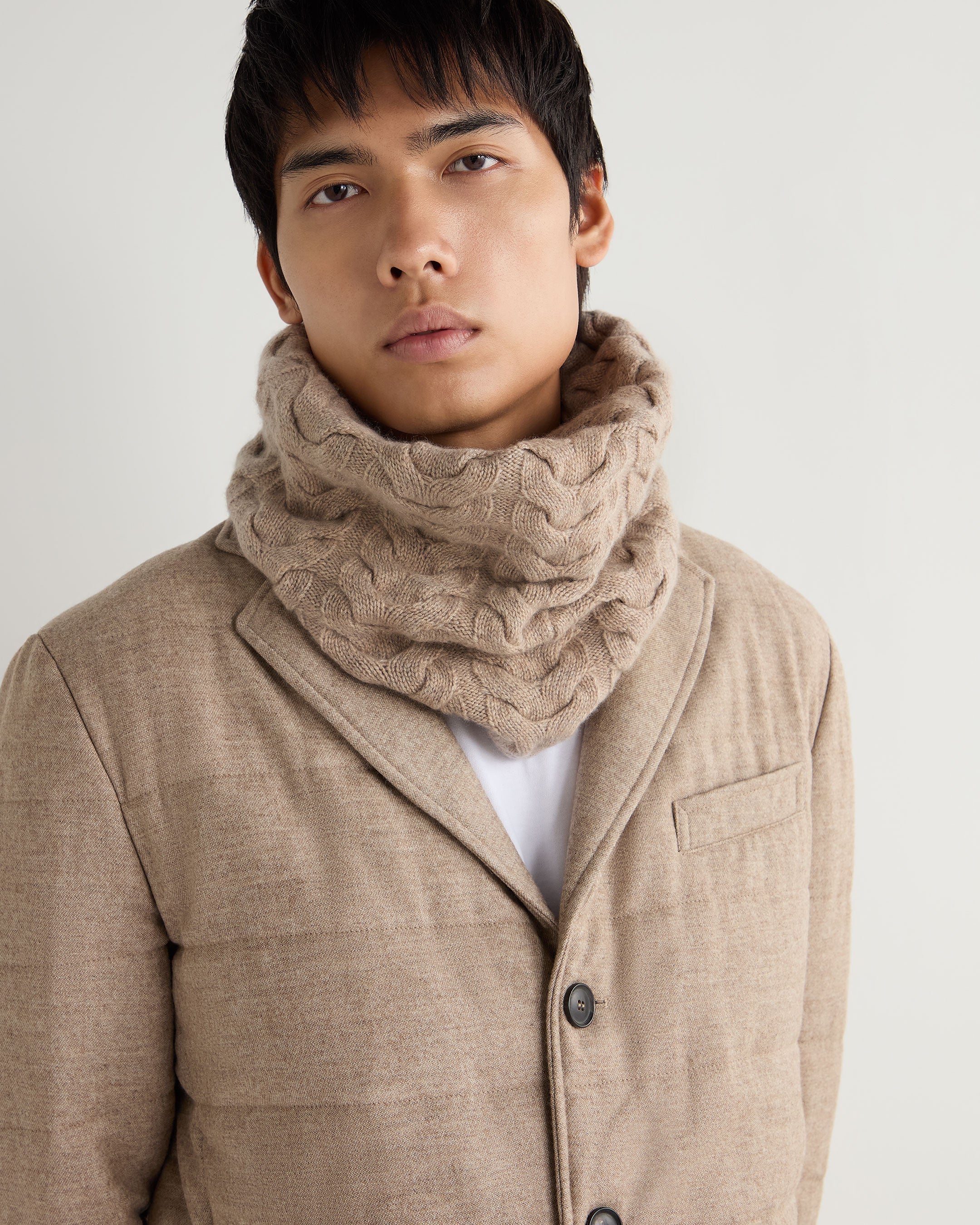 Unisex Cable Knit Cashmere Snood Scarf - Soft & Warm Oatmeal Brown - Perfect for Winter Fashion & Outdoor Activities