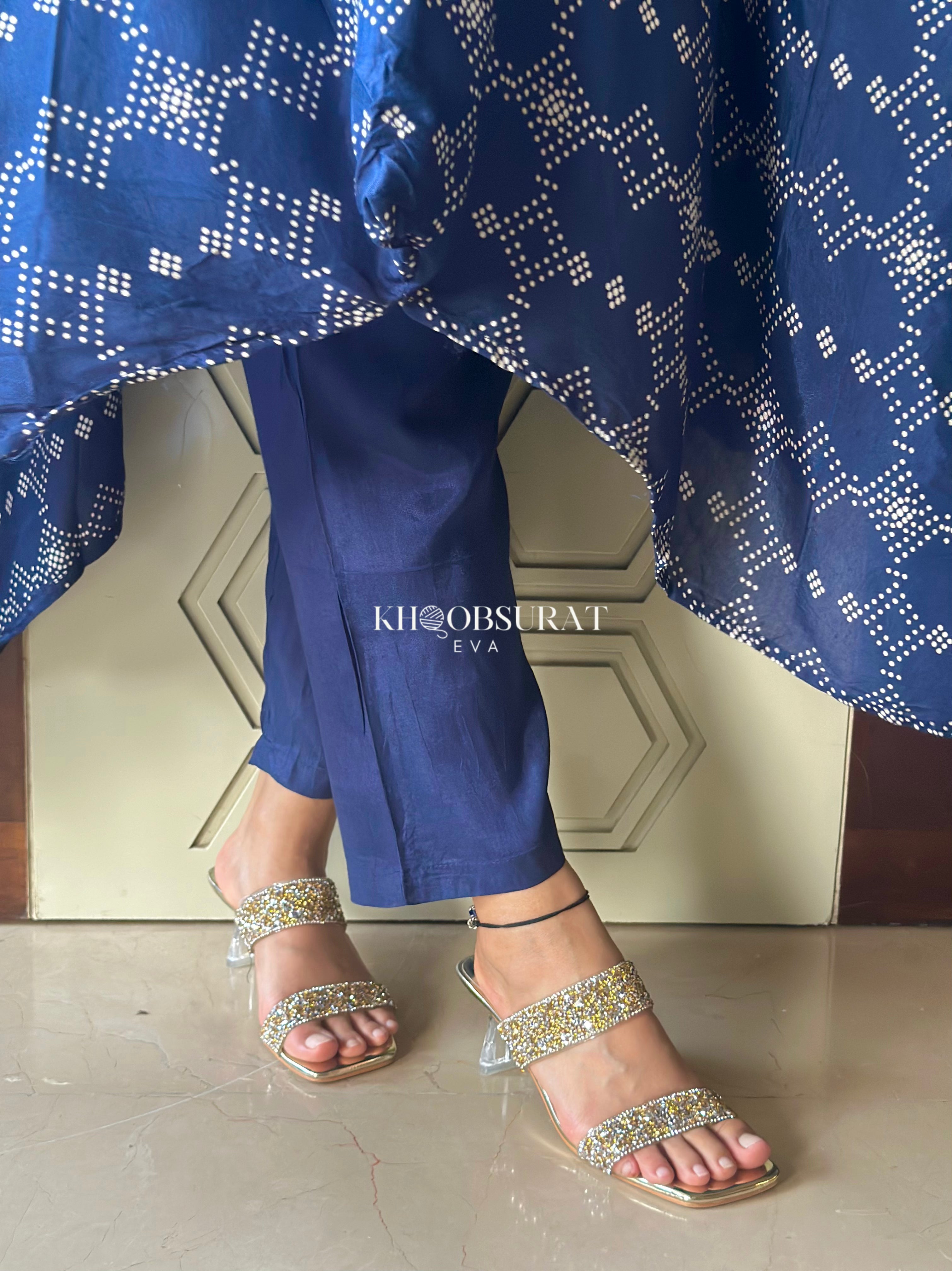 Elegant Indian Wedding Blue Kaftan Set for Women - Traditional Embroidered Bridal Gown with Dupatta - Perfect for Mehndi, Sangeet & Reception Ceremonies
