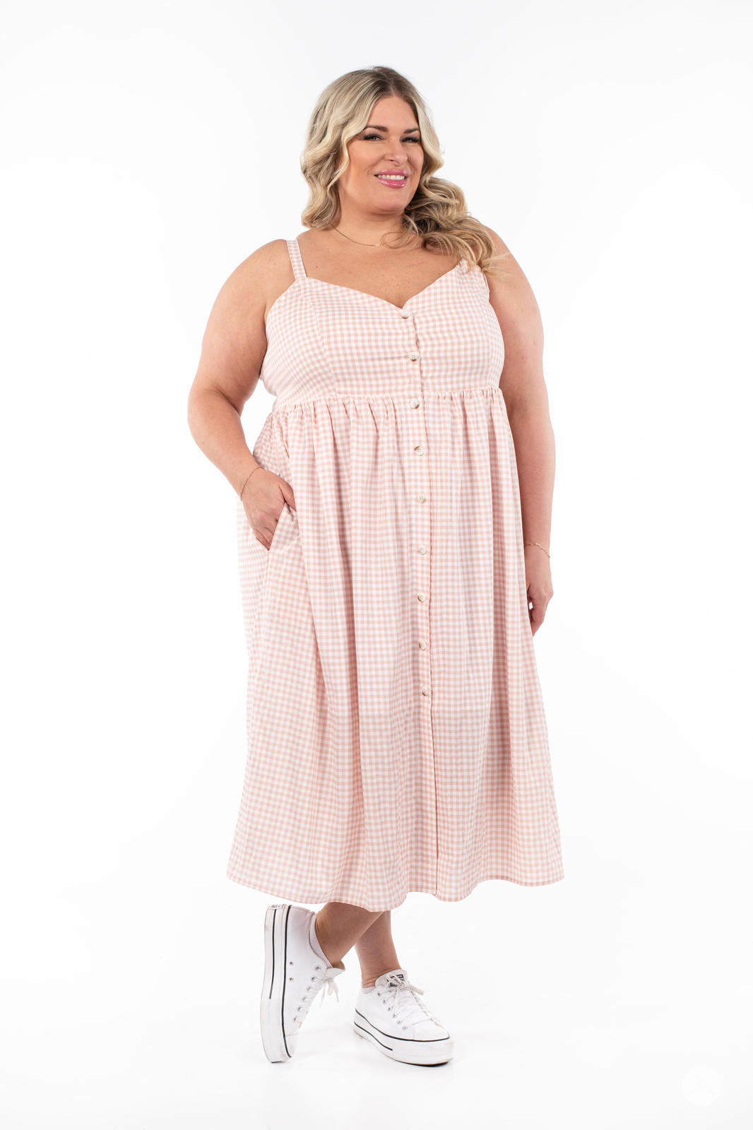 Stylish Gingham Dress for Women - Floral Print Summer Dress - Perfect for Picnics, Beach Outings & Casual Wear