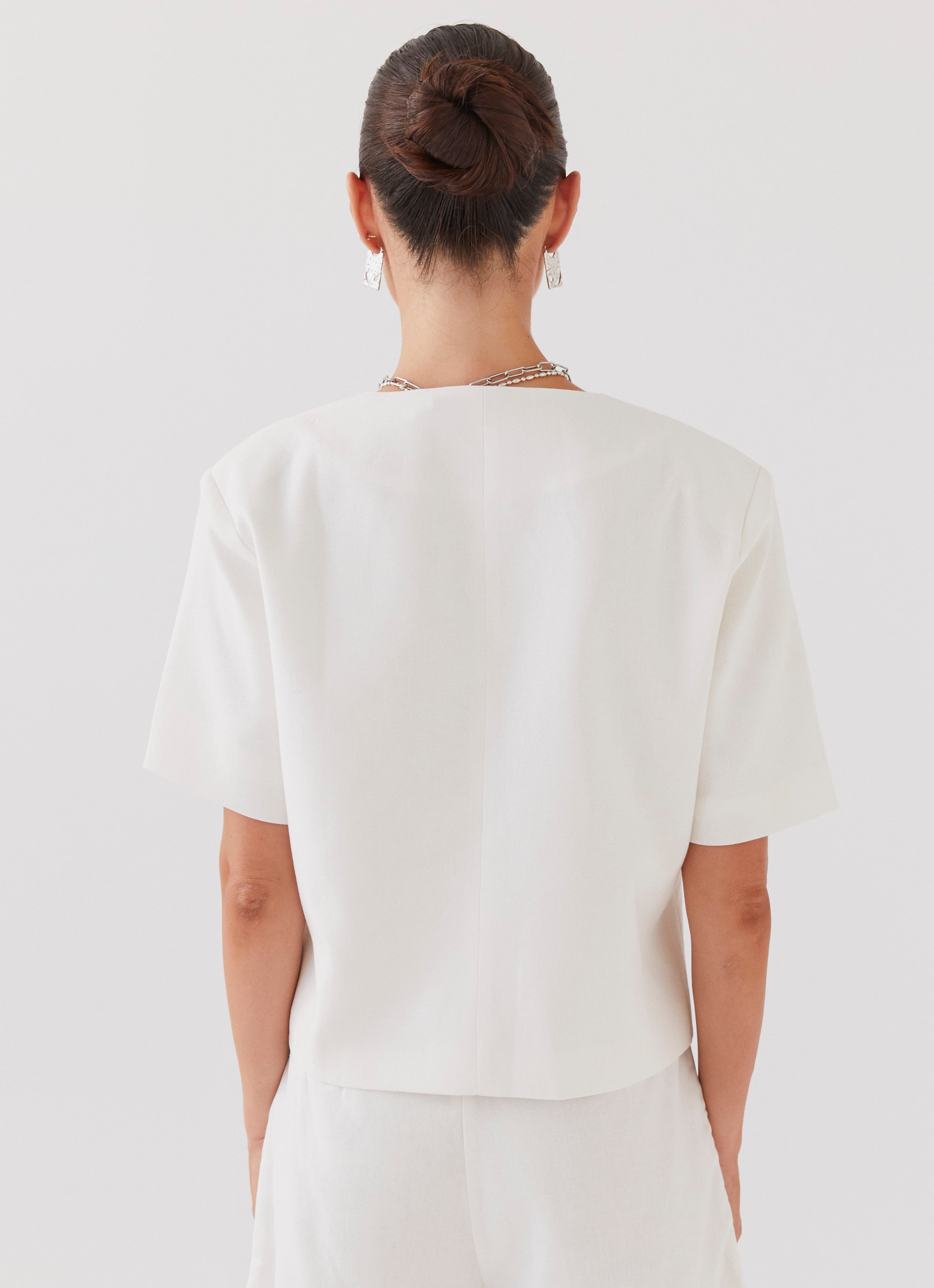 Hacienda Linen Short Sleeve Blazer for Women - Breathable White Summer Jacket - Casual Office Wear & Outdoor Wedding Attire