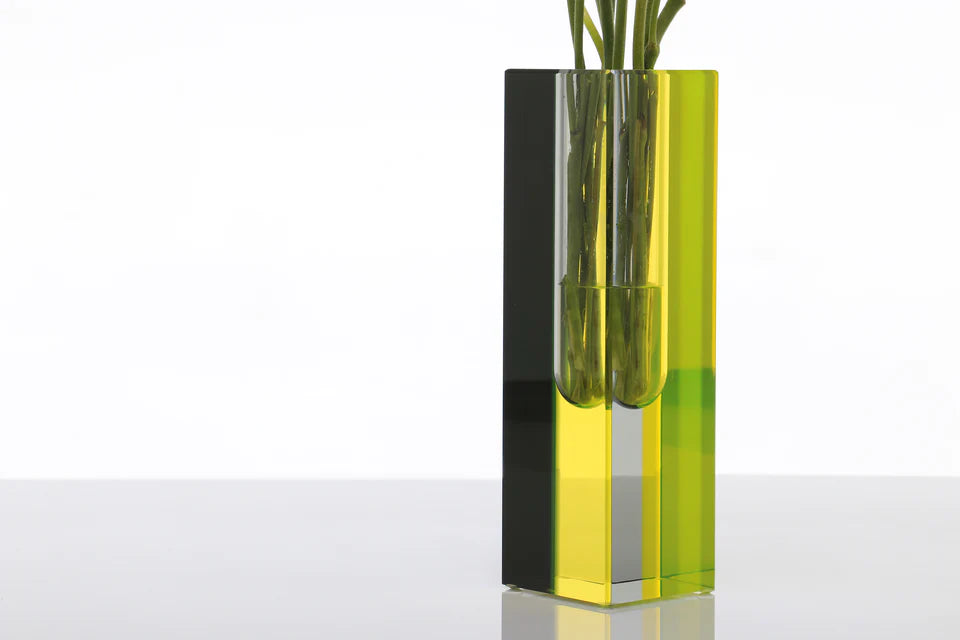 Alexandra Von Furstenberg Limited Edition Eclipse Vase in Yellow - Modern Home Decor for Living Room, Dining Table & Luxury Gift Ideas