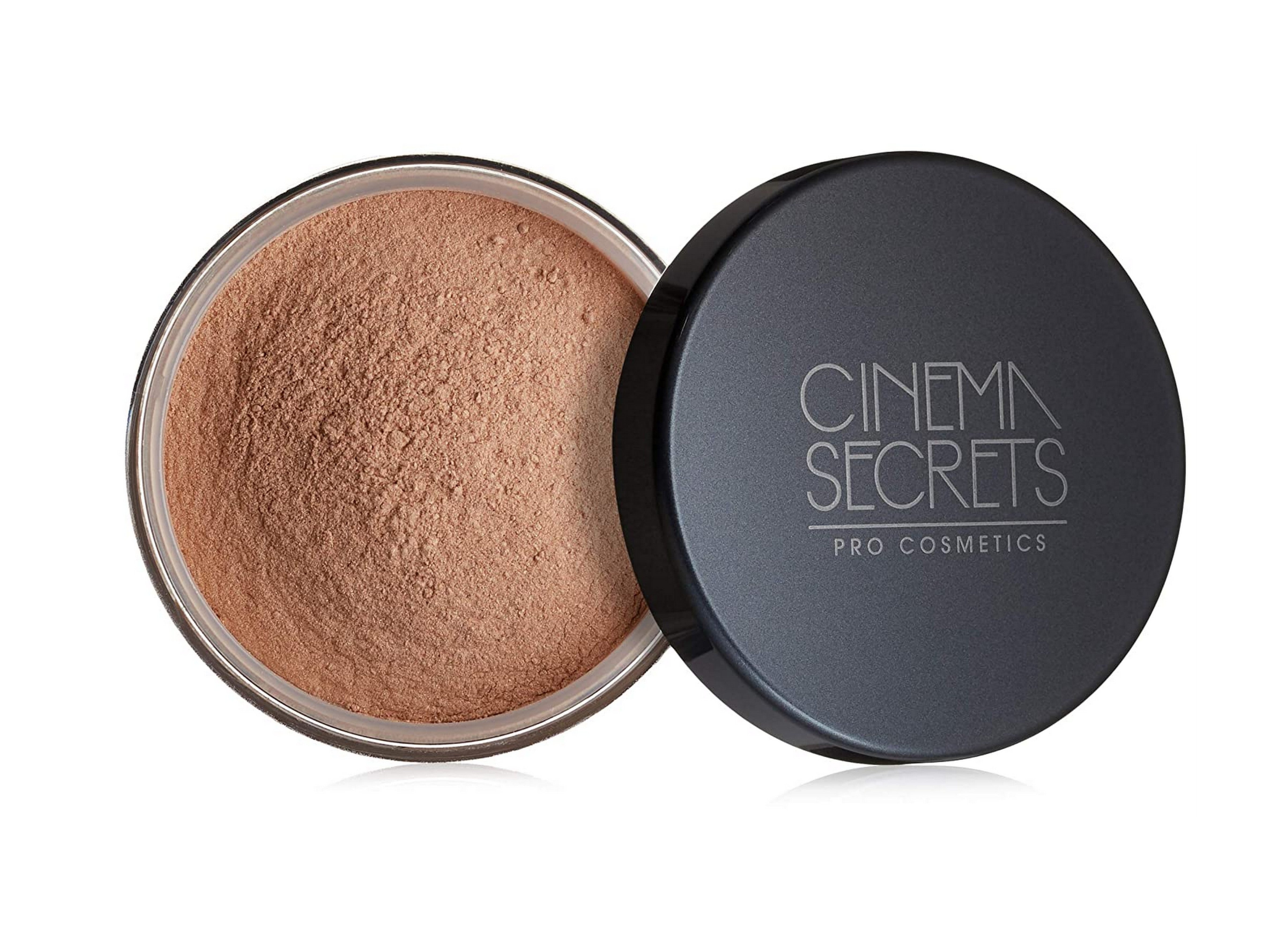 CINEMA SECRETS Ultralucent Illuminating Powder in Candlelight - Translucent Setting Powder for Flawless Finish | Perfect for Photo Shoots & Evening Makeup