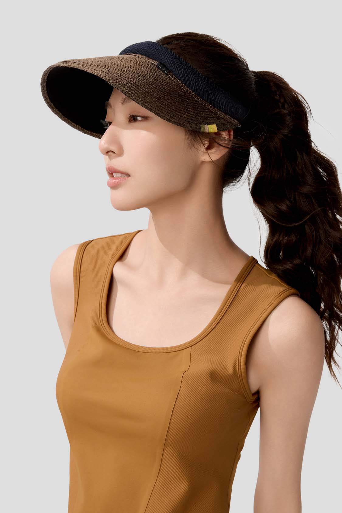 Aero Women's Open Top Black Gel Straw Hat UPF 100+ Sun Protection - Perfect for Beach, Pool, Gardening & Outdoor Activities