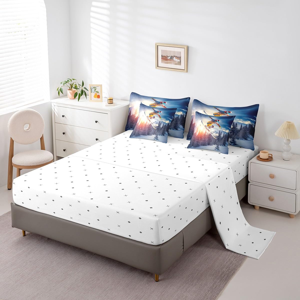 Boys Skiing Comforter Set - 7 Piece Extreme Sport Queen Bed in a Bag | Snow Field Ski & Skate All Season Bedding Set with Comforter, Sheets & Pillowcases | Perfect for Winter Sports Enthusiasts & Kids' Adventure-Themed Bedrooms