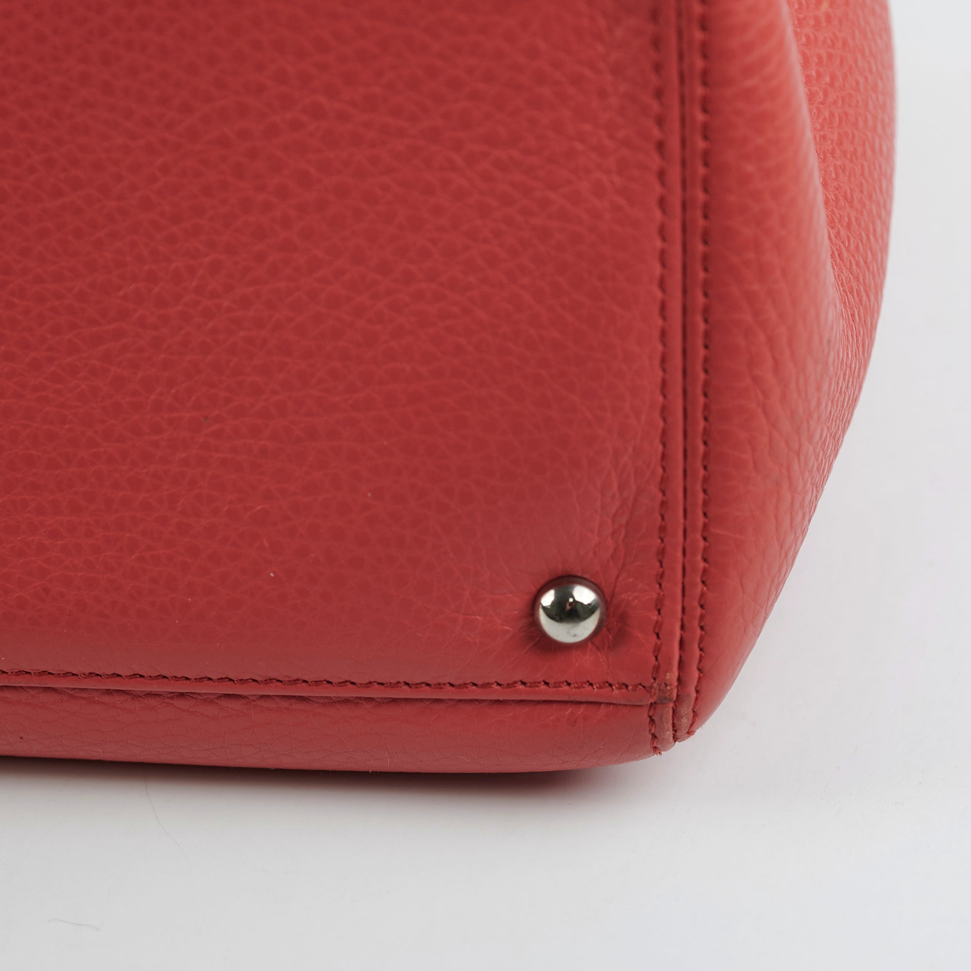 Chanel Medium Cerf Tote Bag in Coral Pink Calfskin Leather - Luxury Designer Handbag for Women, Perfect for Work, Travel & Everyday Use