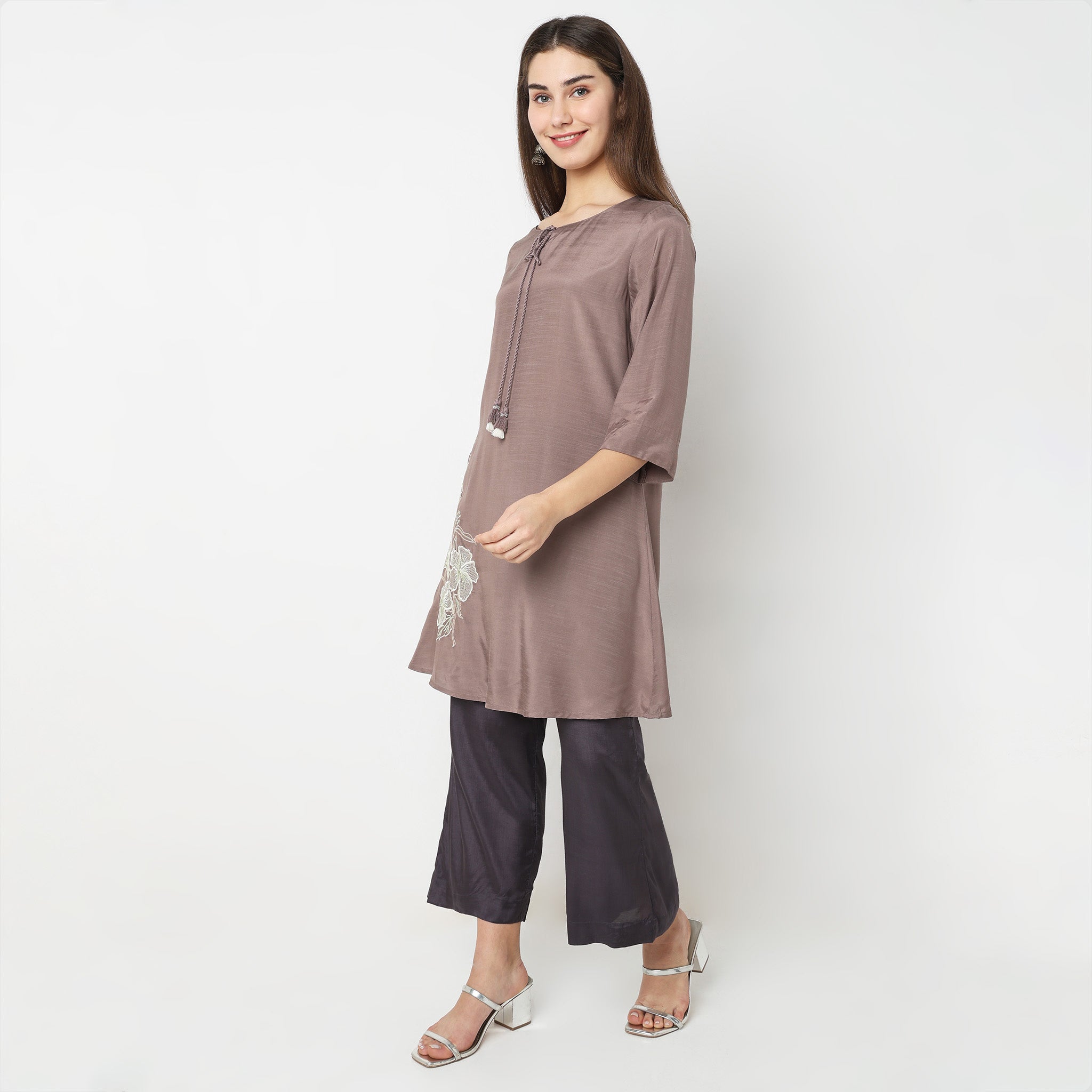 Stylish Mid Flare Solid Kurta for Women - Comfortable & Trendy Ethnic Wear - Perfect for Festivals, Parties & Casual Outings