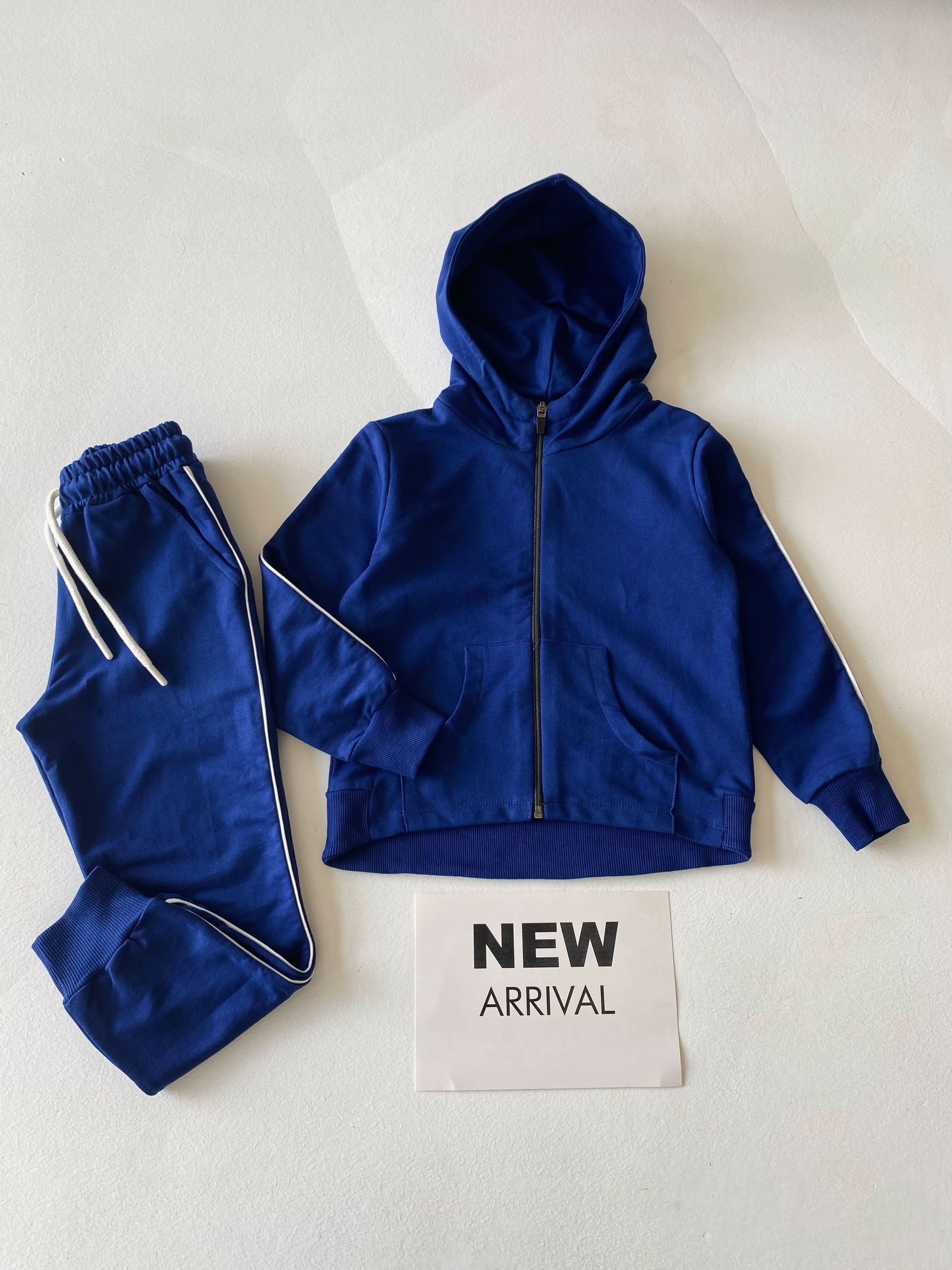 Kids Zippered Hoodie and Sweatpants Set - Cozy Fleece Loungewear for Boys & Girls - Perfect for Playdates, School, and Home Comfort