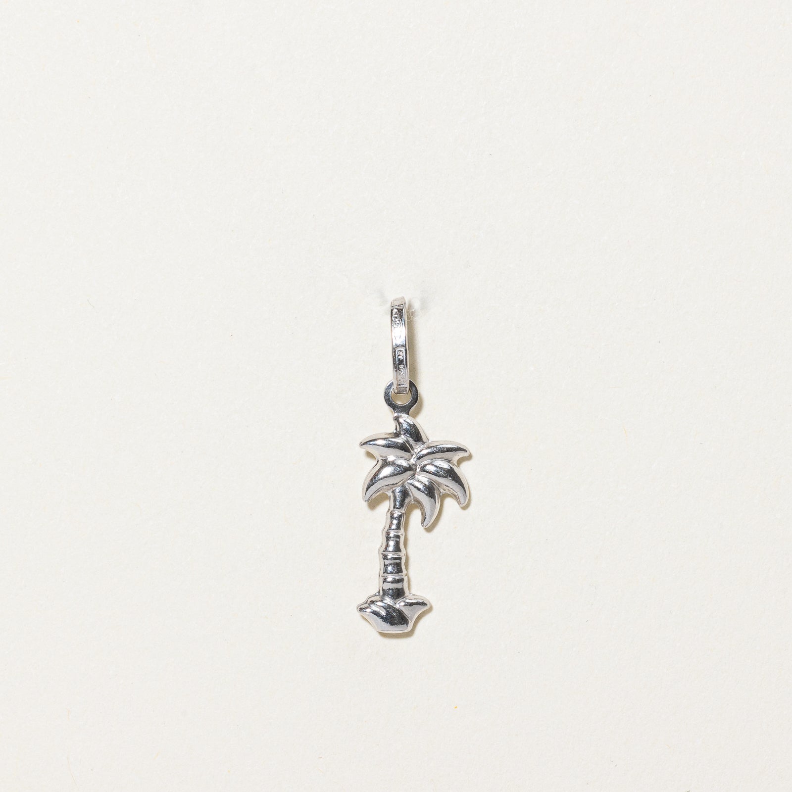 18K White Gold Palm Tree Charm Pendant Necklace for Women - Tropical Beach Jewelry Gift for Her - Perfect for Vacation, Summer Outfits & Beach Parties