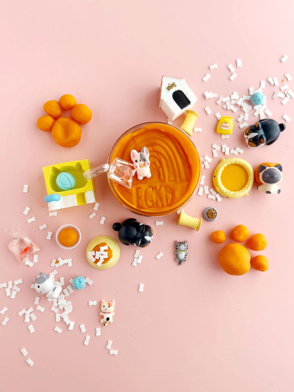 Friends Fur Ever Kiddough Play Kit - Creative Dough Playset for Kids, Fun Educational STEM Toy for Toddlers (Perfect for Birthday Gifts & Classroom Activities)