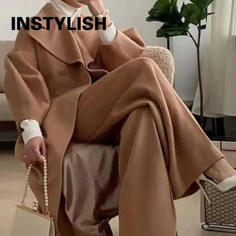 Women's Lantern Sleeve Overcoat - Elegant Long Trench Coat with Flared Sleeves for Fall & Winter | Perfect for Office, Date Night & Special Occasions