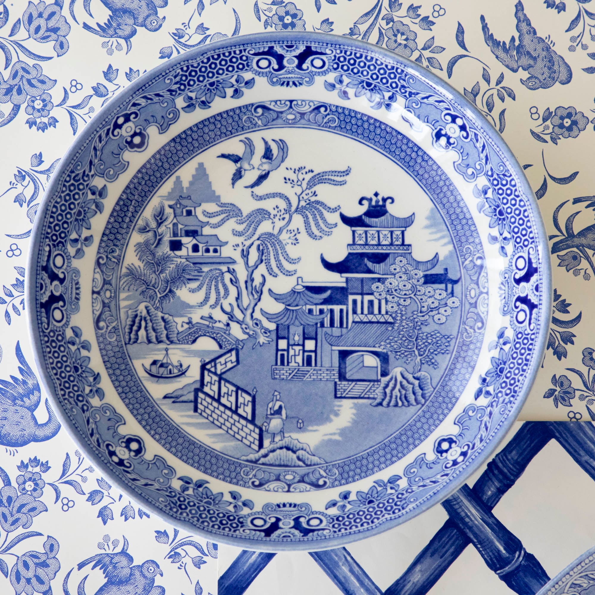 Blue Willow Dinnerware Set by Burleigh – Elegant English Bone China Plates, Bowls & Cups – Perfect for Formal Dining, Tea Parties & Home Decor