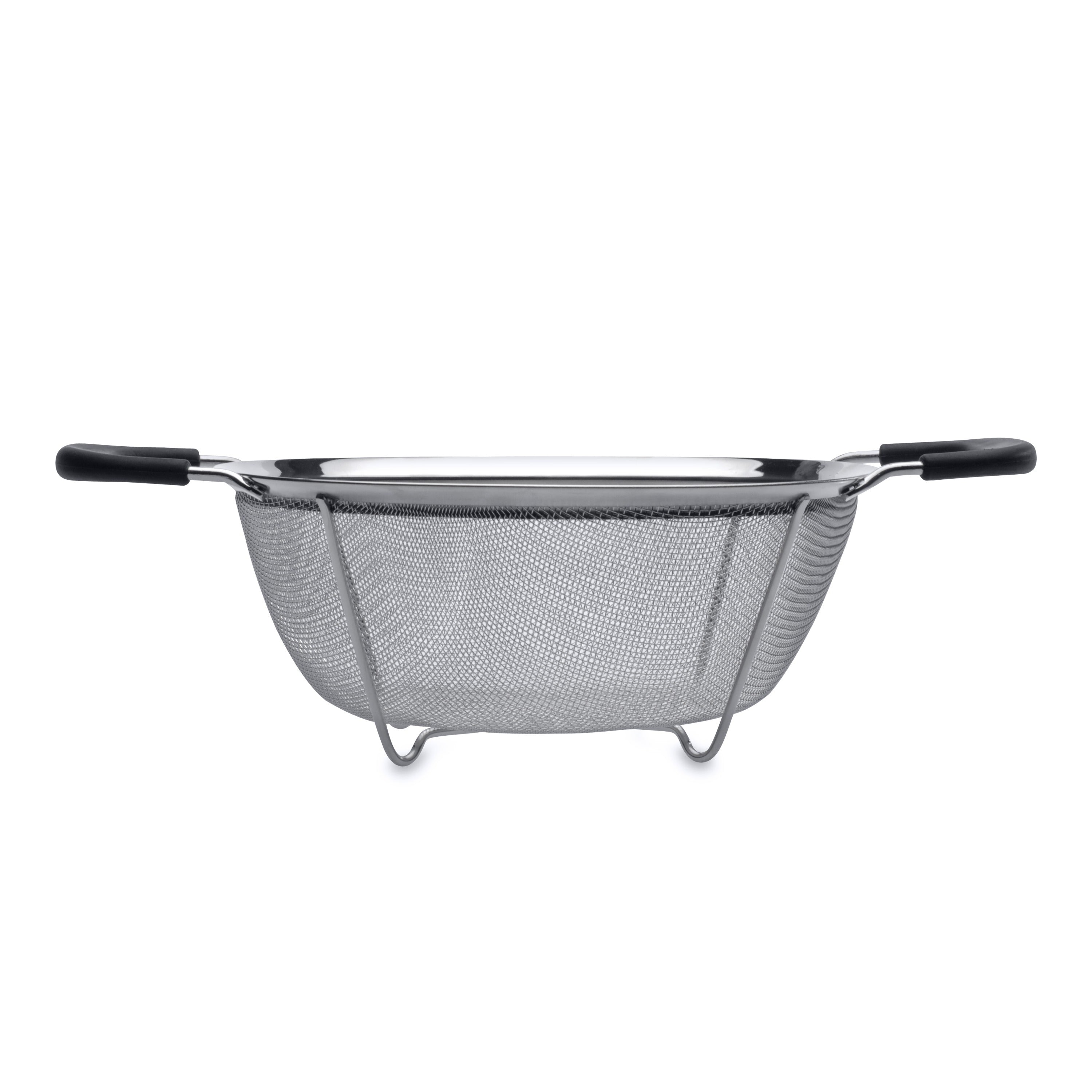 BergHOFF Essentials 3-Piece Stainless Steel Colander Set with Graduated Sizes - 18/10 Rust-Proof Kitchen Strainers with Sturdy Non-Slip Feet for Pasta, Vegetables & Fruits - Perfect for Cooking, Meal Prep & Healthy Eating