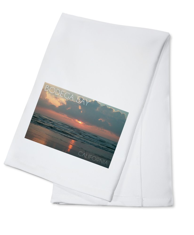 Bodega Bay California Ocean at Dawn 100% Cotton Tea Towel - Decorative Kitchen Hand Towel for Home & Dish Drying | Coastal Beach House Decor, Cottage Style Kitchen Accessory, Gift for Cooks