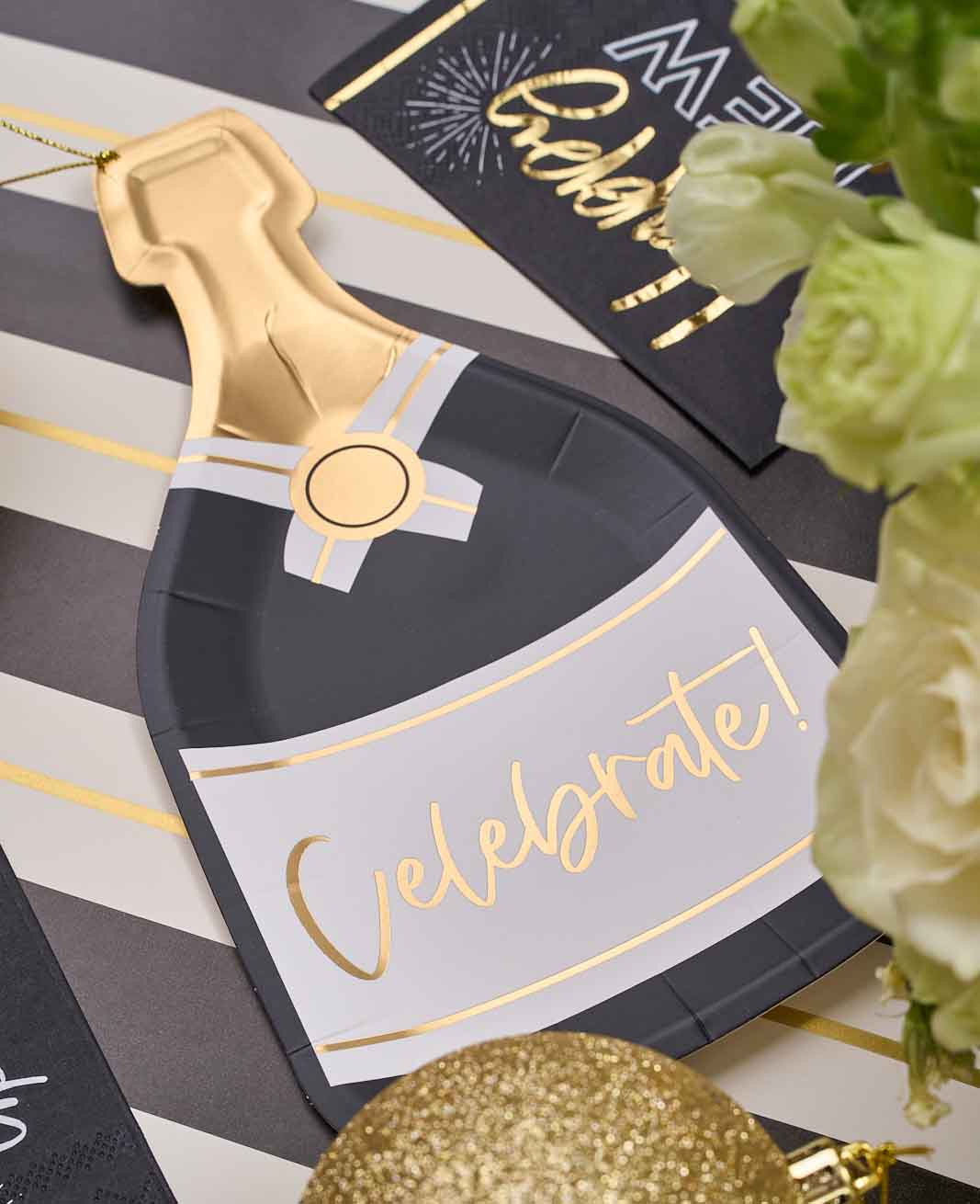 Elegant Champagne Celebration Table Set - 12-Piece Gold & Crystal Party Decor for Weddings, Anniversaries & Special Events