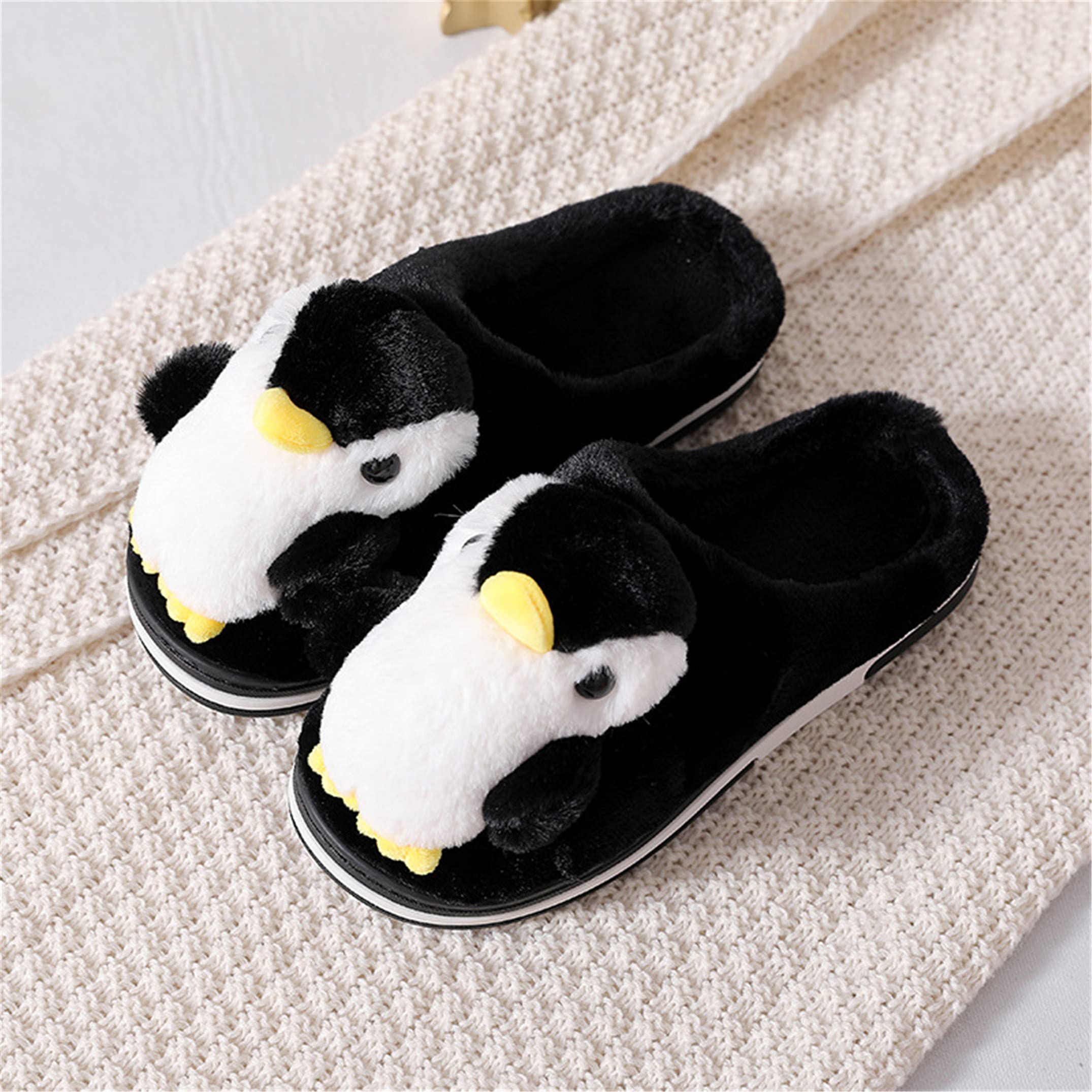 YILANLAN Women's Plush Winter Slippers - Cozy Animal Penguin House Shoes for Indoor Comfort, Warm Fuzzy Home Footwear for Relaxing & Lounging
