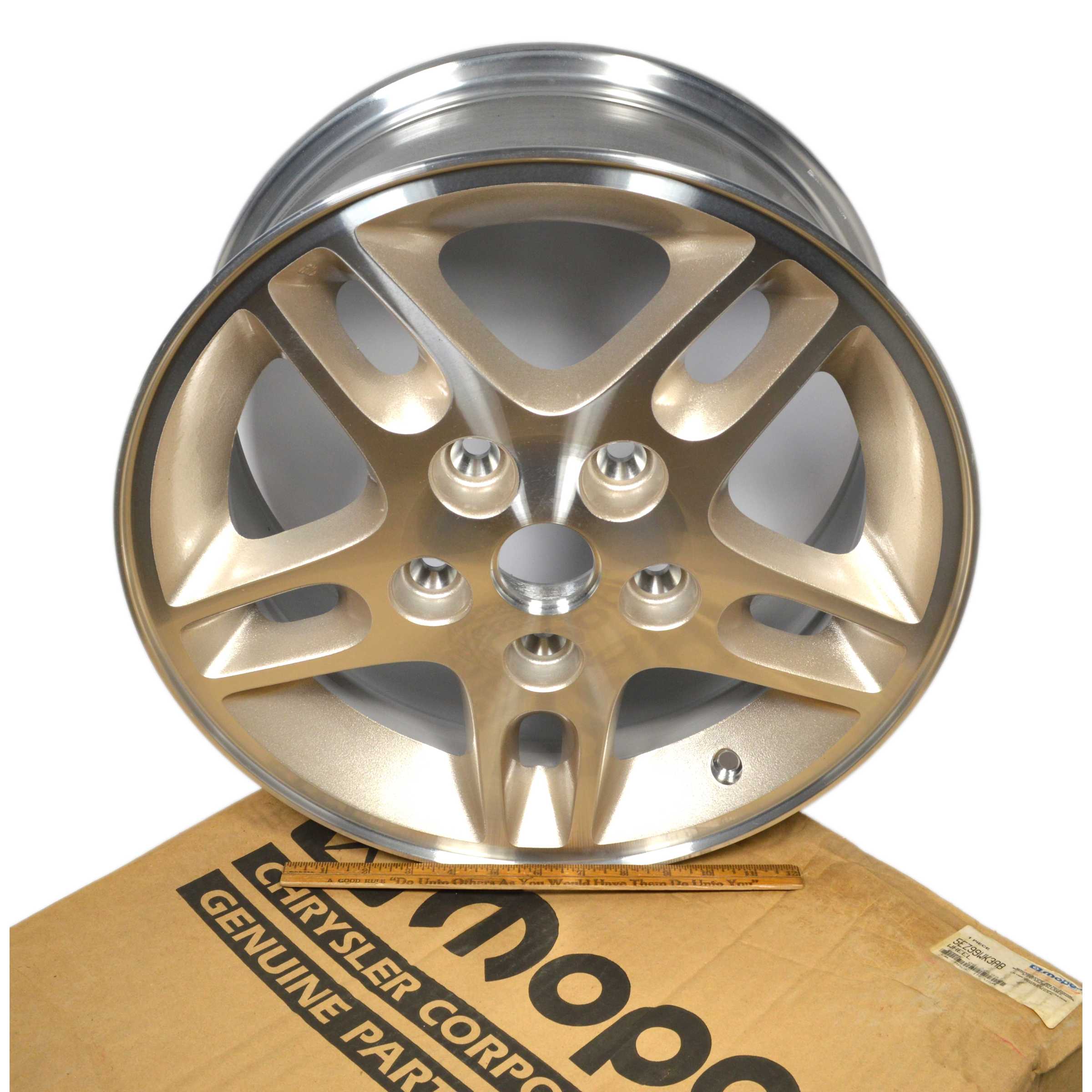 New Open Box MOPAR JEEP CHEROKEE Alloy Wheel #5EZ99WK3AB - OEM Replacement for 1999 Models (Multiple Available) - Perfect for Off-Roading & Jeep Restoration Projects