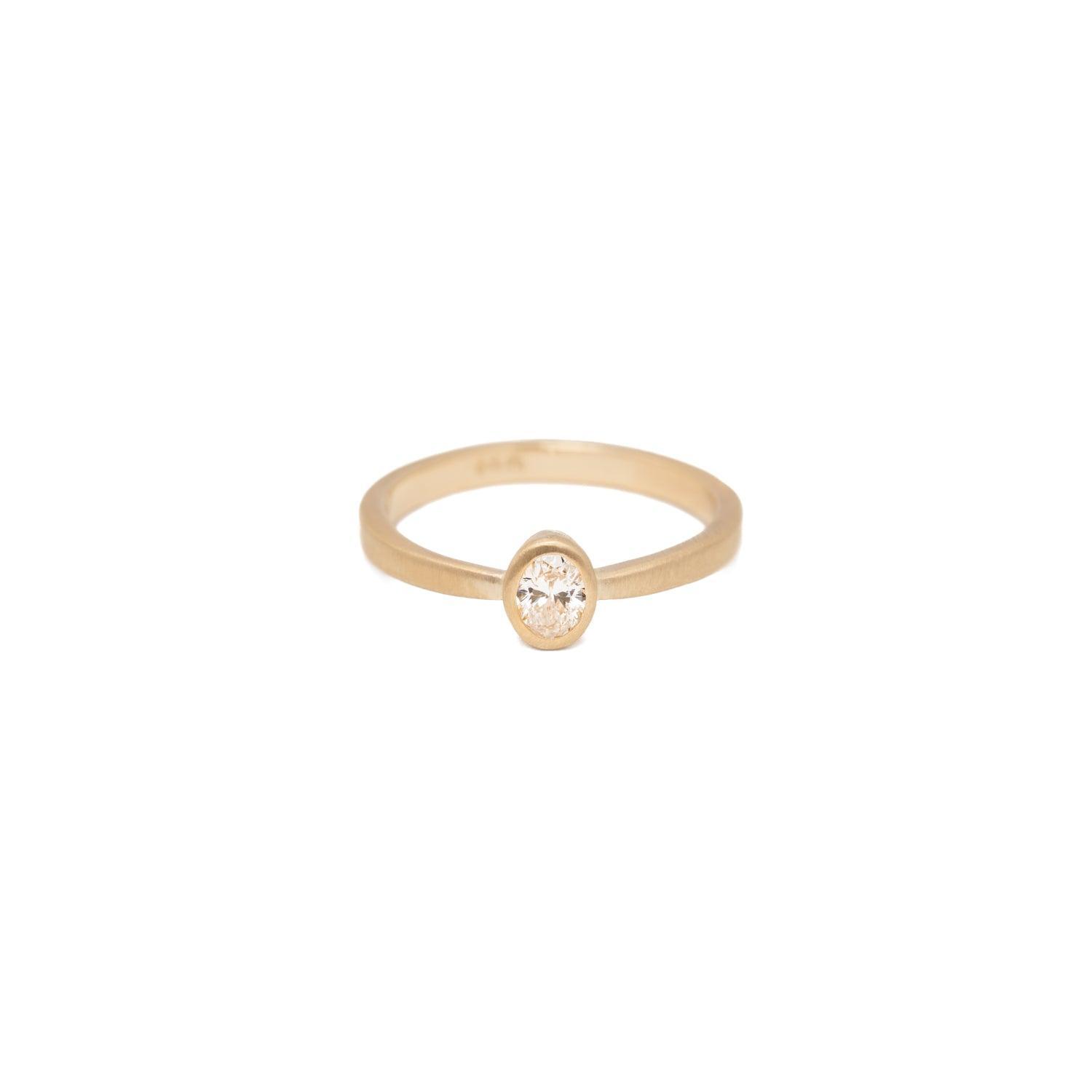 Laura Oval Diamond Ring - 14K White Gold Solitaire Engagement Ring for Women | Perfect for Proposals, Anniversaries & Special Occasions