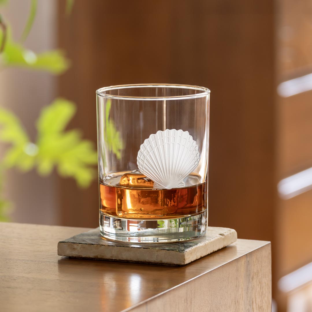 Premium 13oz Scallop Shell Double Old Fashioned Whiskey Glasses Set of 4 - Elegant Crystal Barware for Bourbon, Scotch & Cocktails - Perfect for Home Bars, Gifts & Entertaining