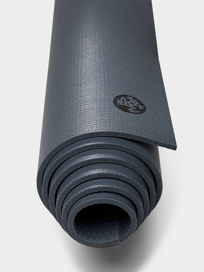 Premium Manduka PRO Yoga Mat 6mm - Extra Thick Non-Slip Eco-Friendly Exercise Mat for Hot Yoga, Pilates & Home Workouts - Ideal for Professional Yogis & Fitness Enthusiasts