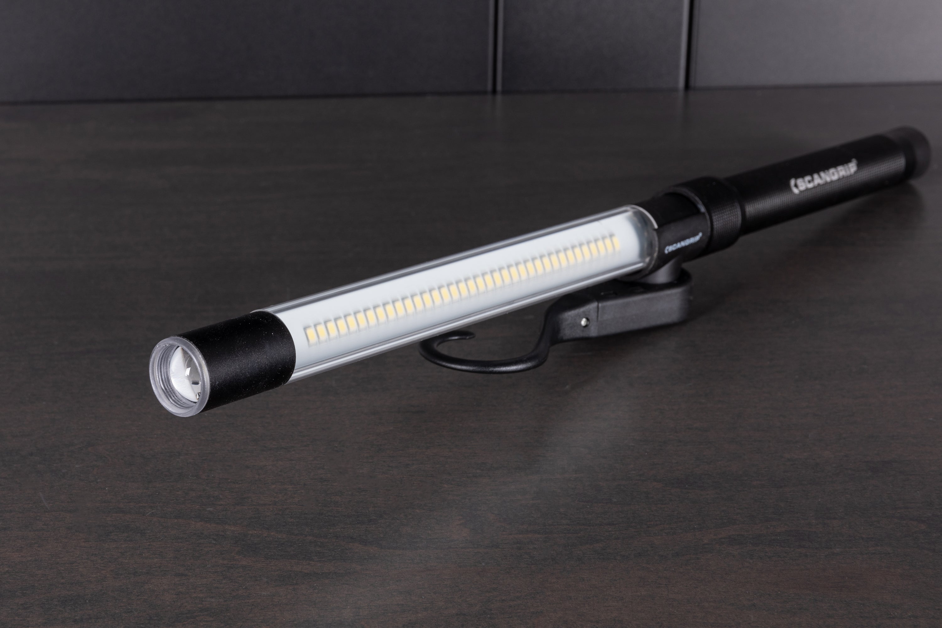 ScanGrip Line Light C+R - High-Quality LED Work Light for Automotive, Construction & DIY Projects - Perfect for Mechanics, Electricians & Home Repairs
