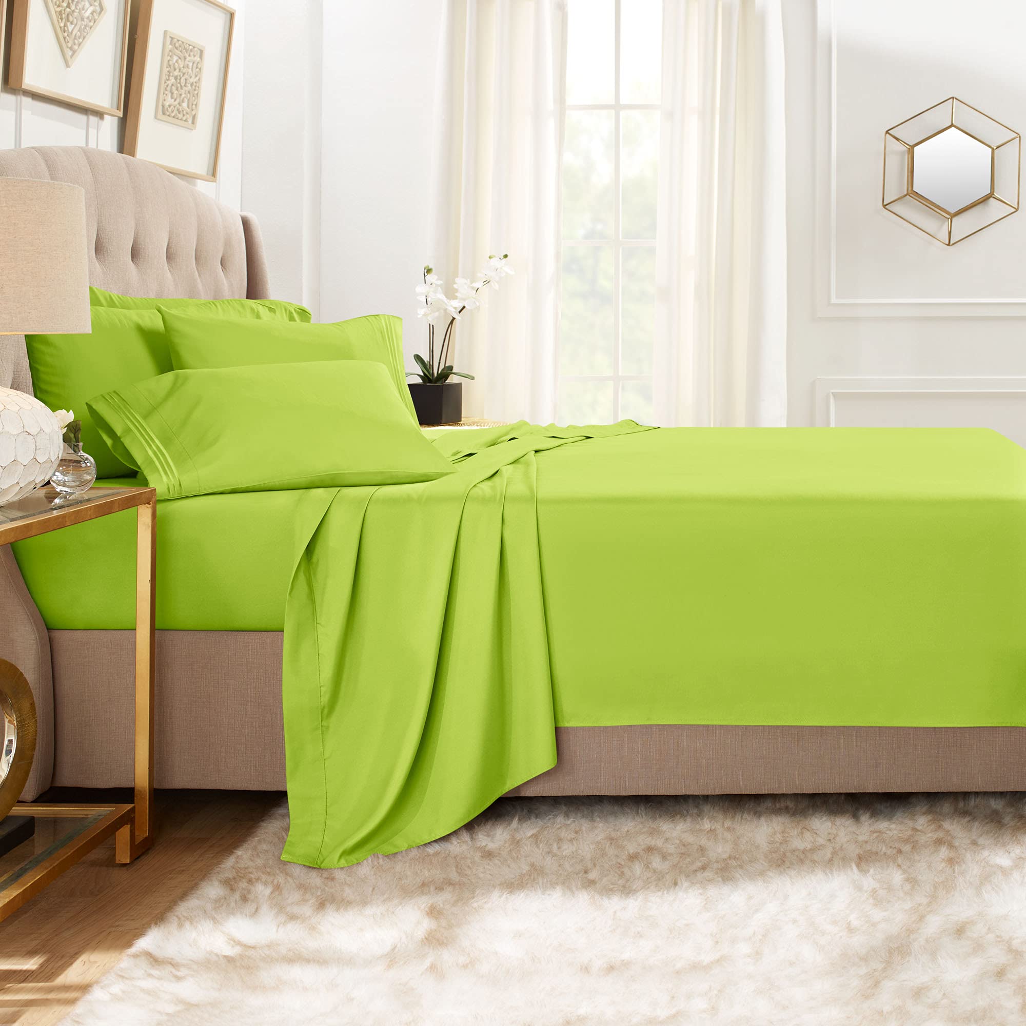 Clara Clark Twin XL Sheet Set, 5-Piece Hotel Luxury Bedding - Super Soft Microfiber Sheets & Pillowcases for Twin XL Beds (Garden Green) - Perfect for Dorms, Guest Rooms & Cozy Bedroom Upgrades