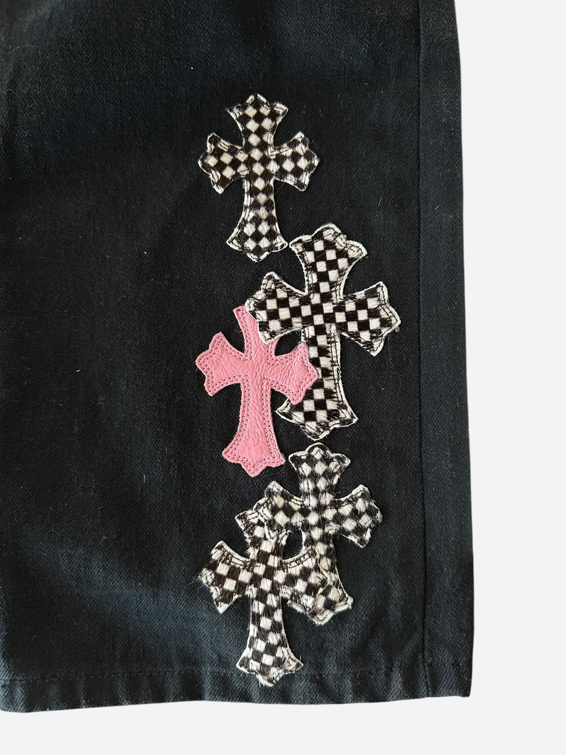 Chrome Hearts Black Pink Checkered Cross Patch Fleur Jeans - Stylish Distressed Denim for Women, Perfect for Casual Outfits & Streetwear Fashion