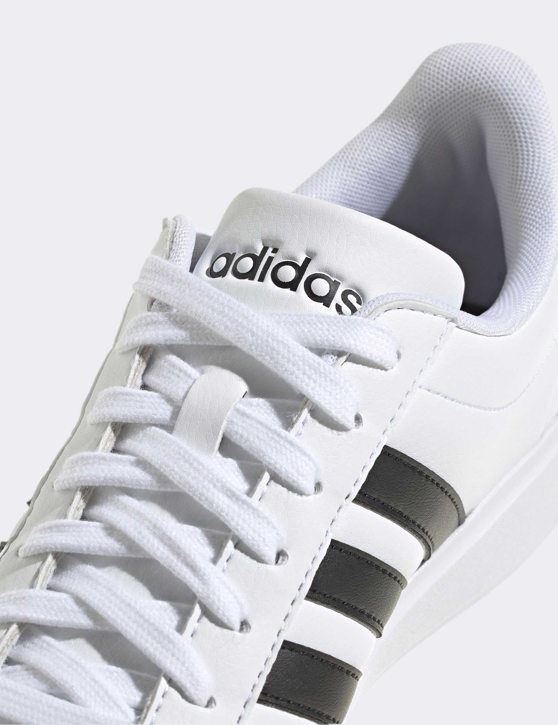 Grand Court Cloudfoam Lifestyle Comfort Sneakers - Cloud White/Core Black - Casual Walking Shoes for Men & Women - Perfect for Everyday Wear, Gym & Travel
