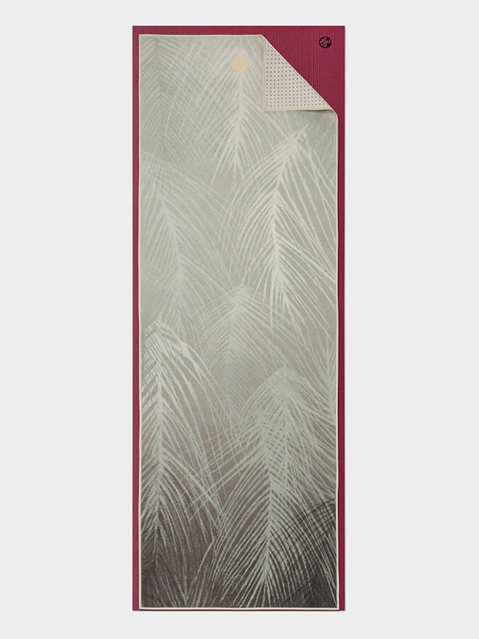 Manduka Yogitoes Non-Slip Yoga Mat Towel 71